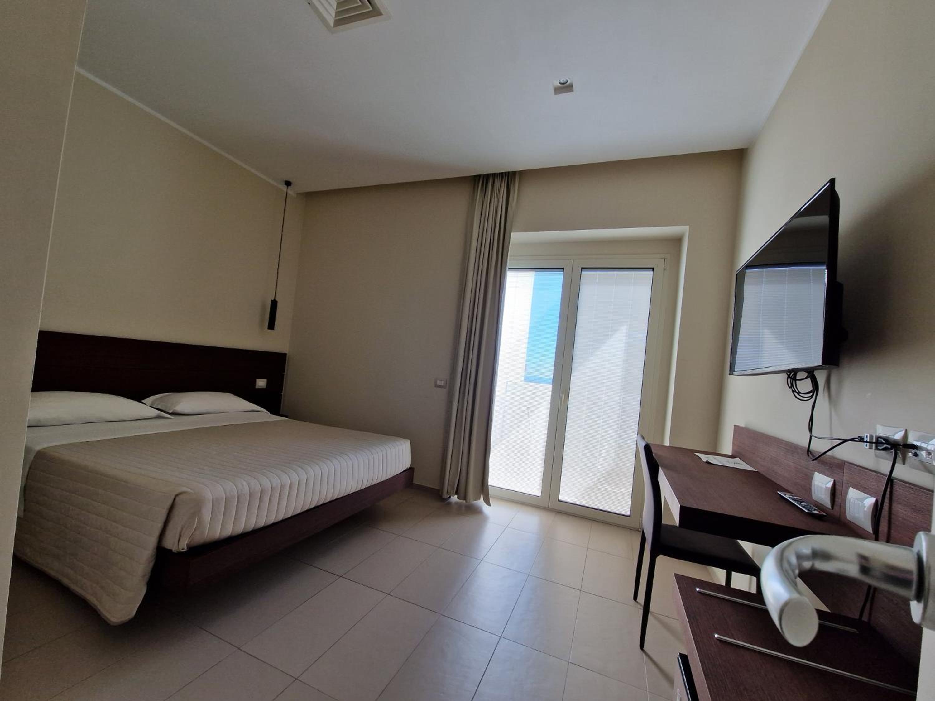 Comfort Quadruple Room - Photo 1