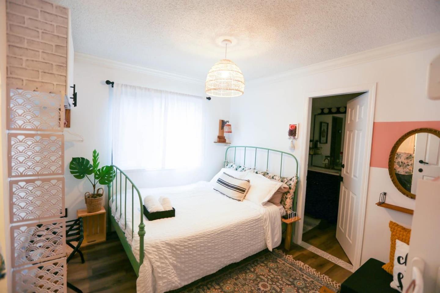 Double Room with Private Bathroom photo 1