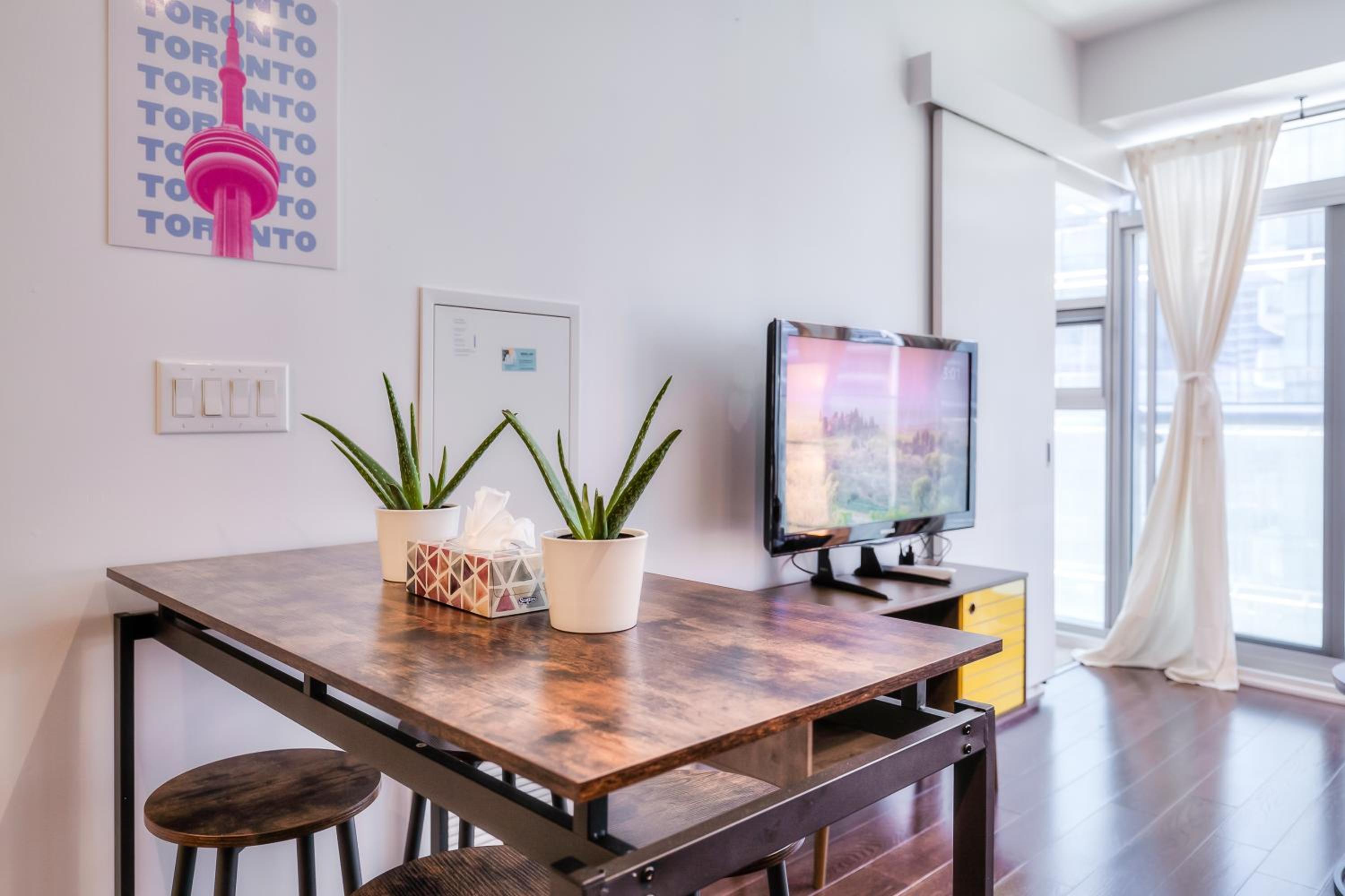 One-Bedroom Apartment with City View