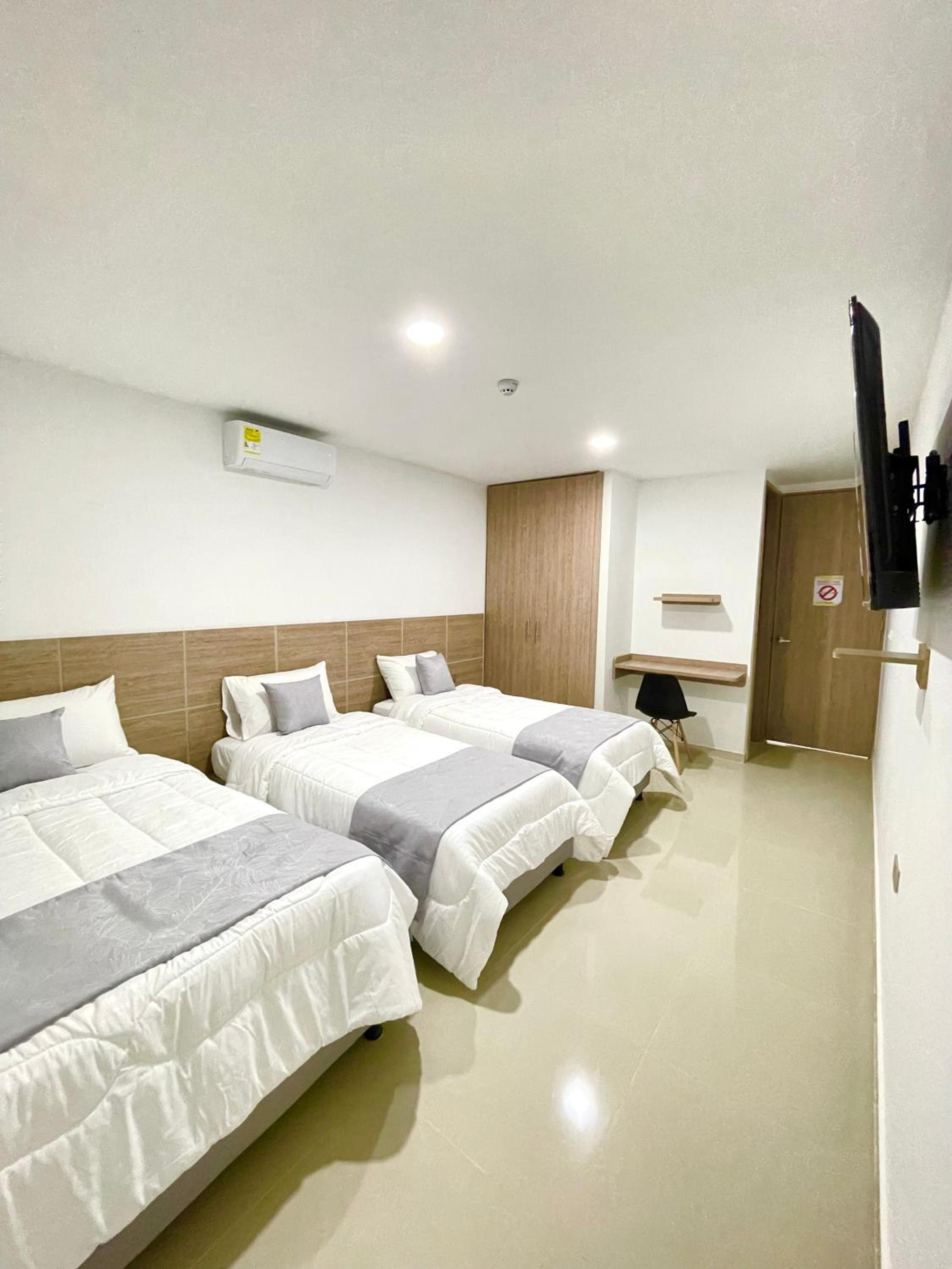 Deluxe Quadruple Room photo 1