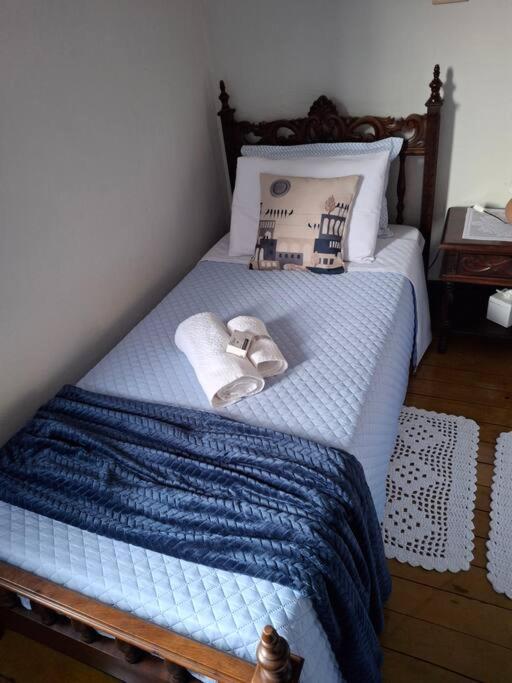 Three-Bedroom House photo 3