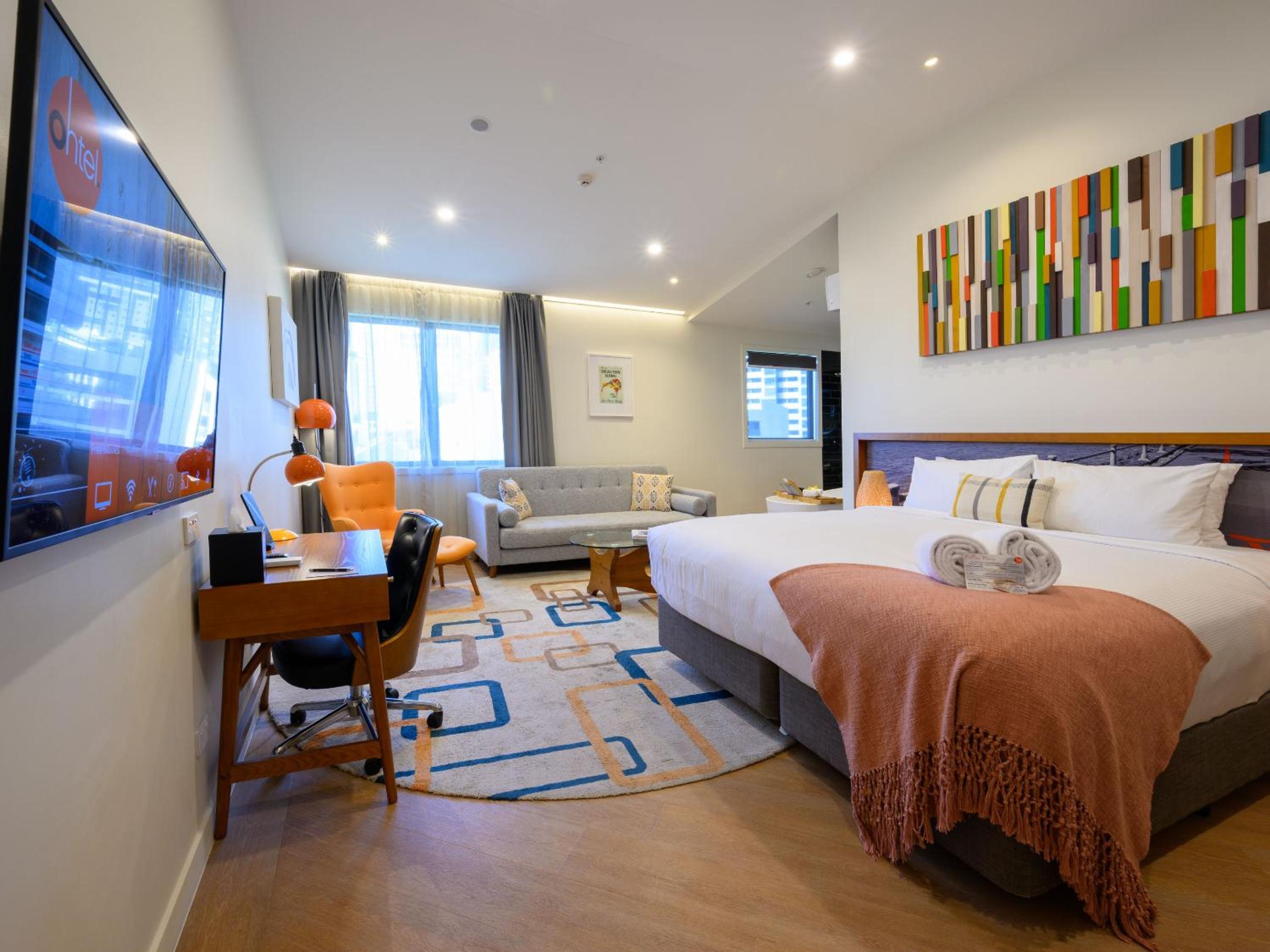 Premium Suite - Photo 2