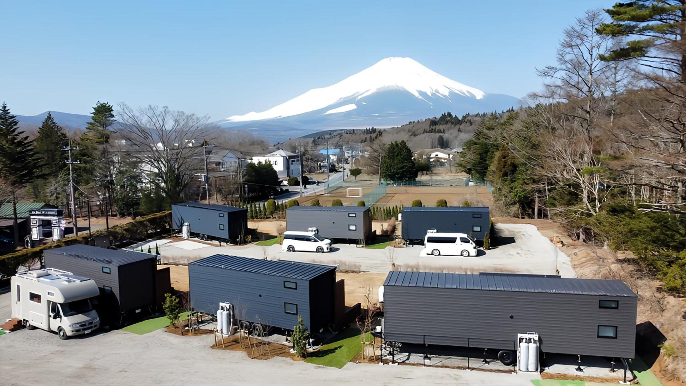 Mobile Home - Photo 5