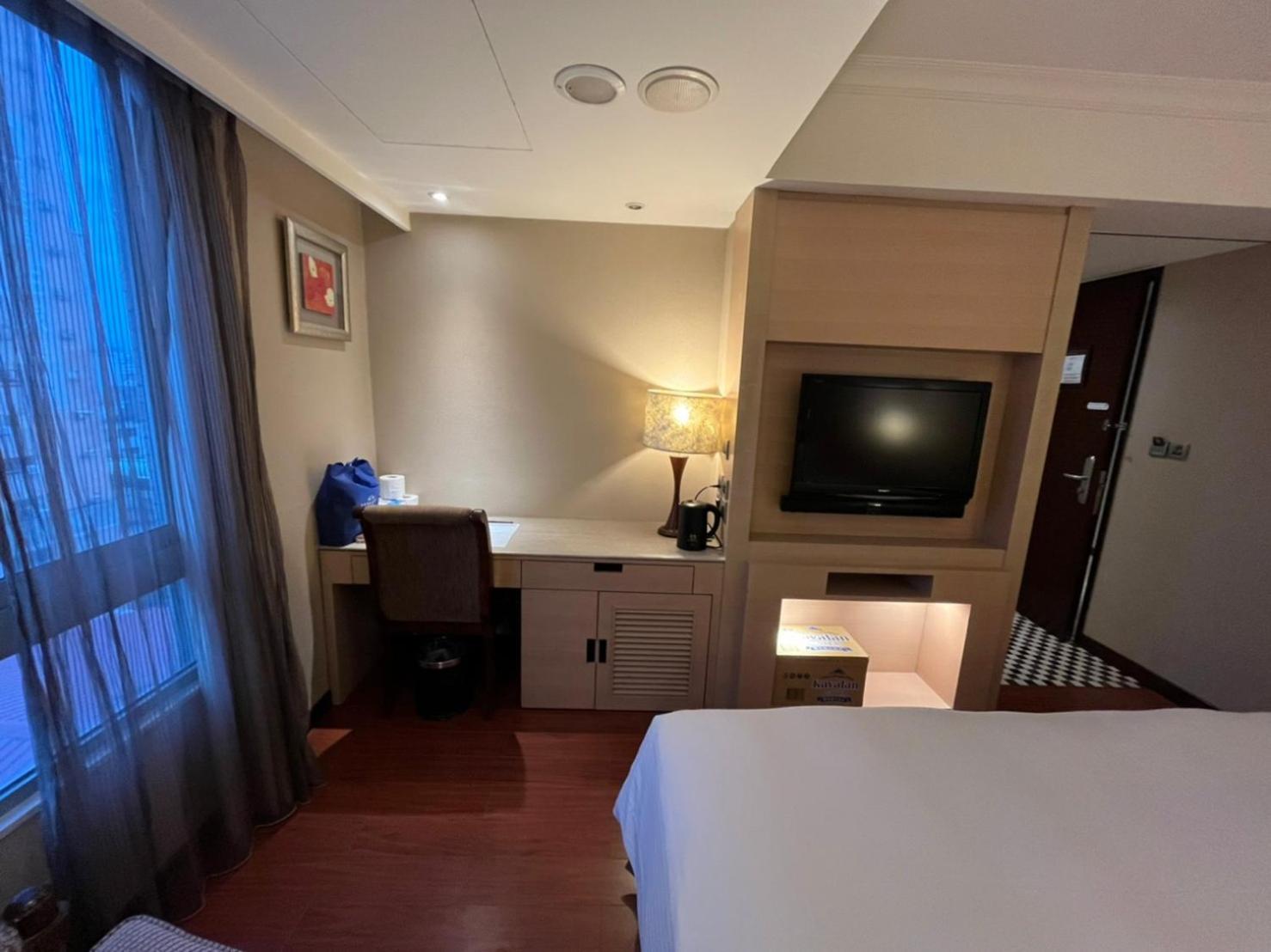 Double Room - Photo 18