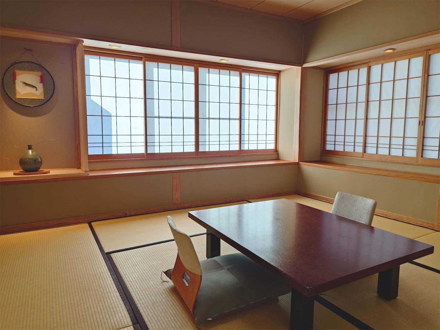 Twin Room with Shared Bathroom (Adult Only)