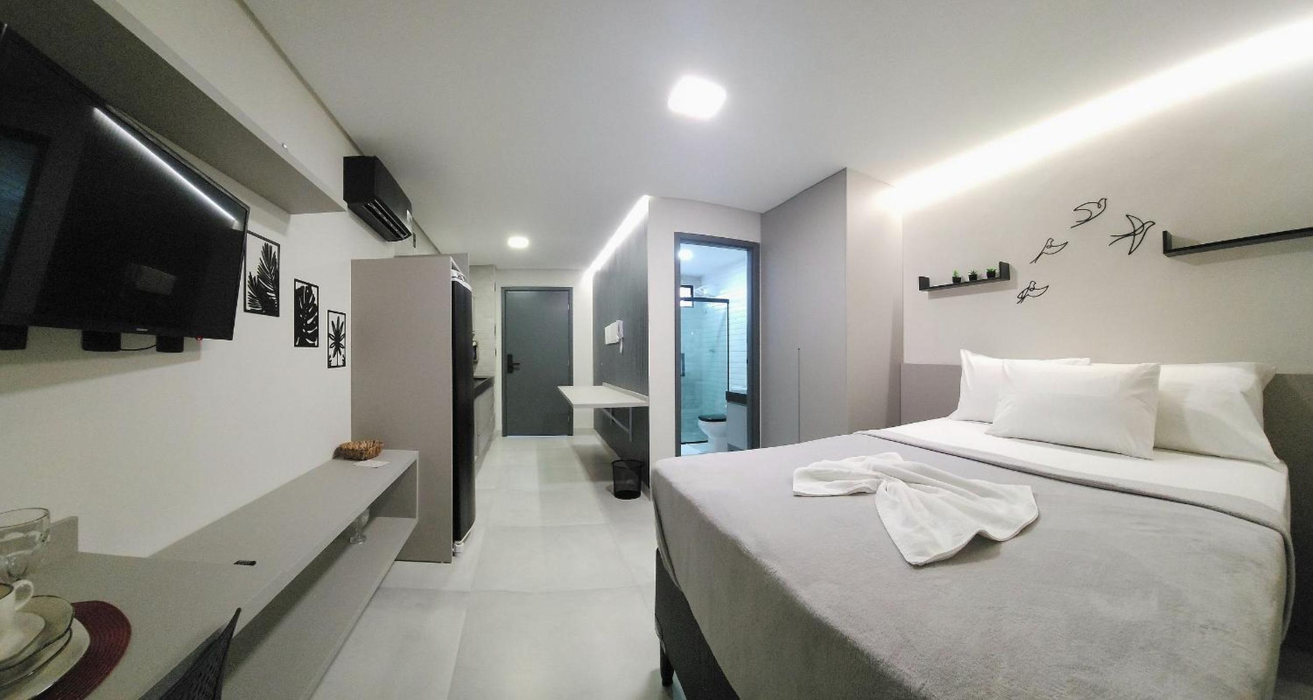 One-Bedroom Apartment - Non-Smoking photo 2