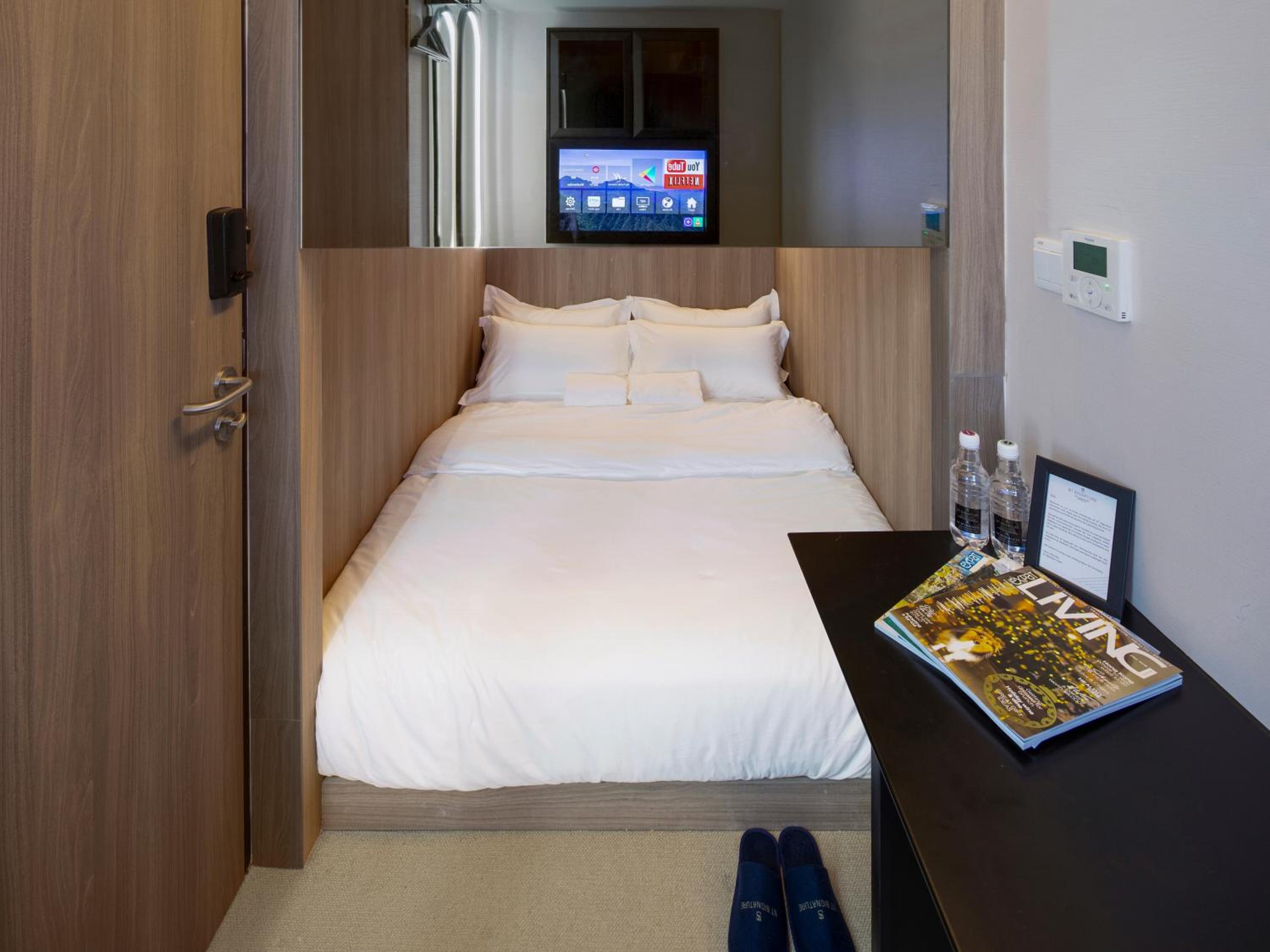 Cabin S, Double Bed, Shared Bathroom photo 3