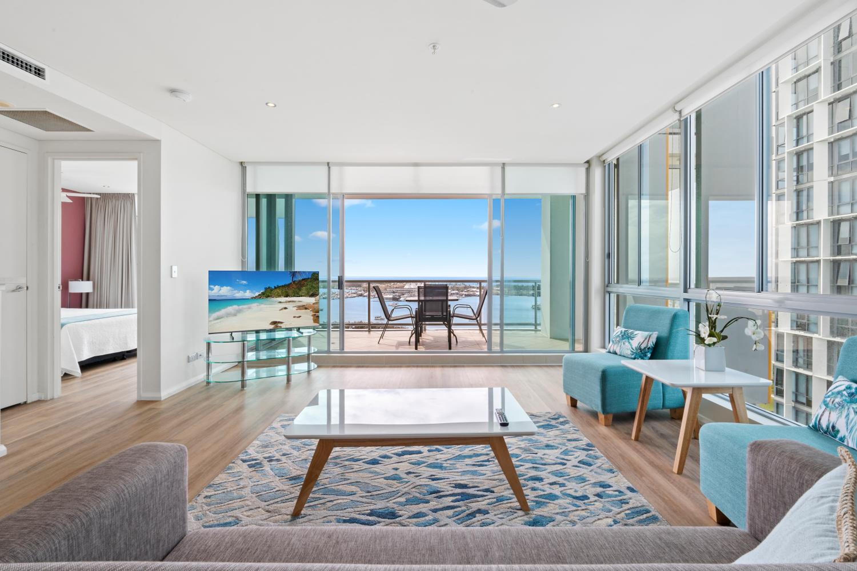 One-Bedroom Apartment with Ocean View