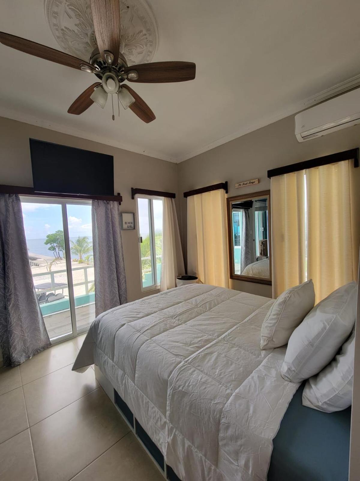 Four-Bedroom Vacation Home photo 1