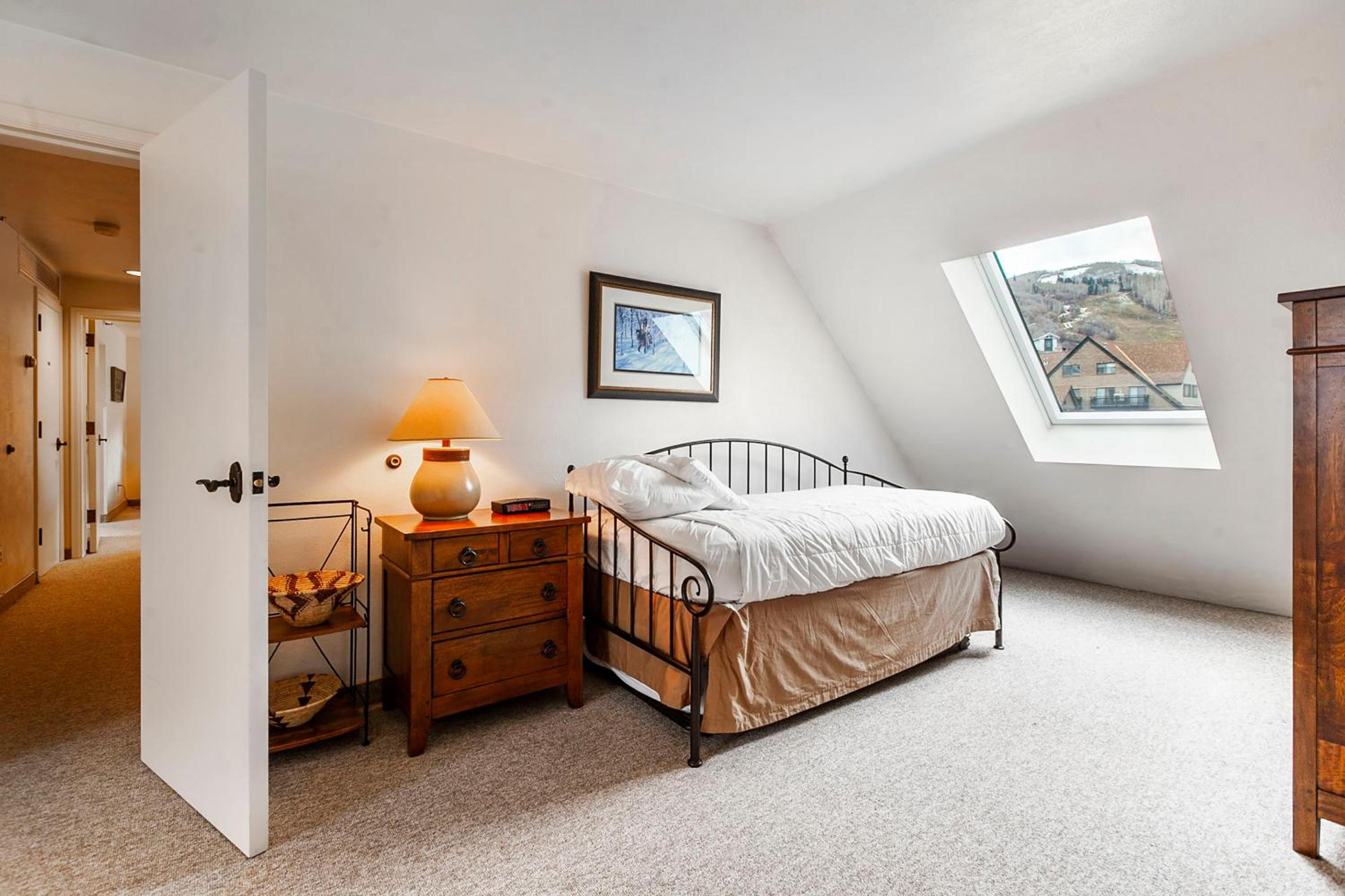 3 Bedroom Condominium B350 - Photo 8
