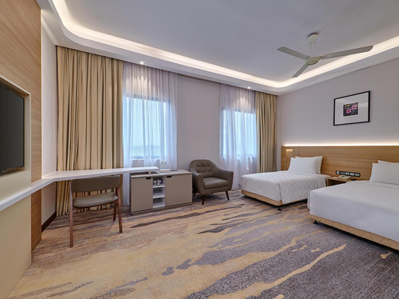 Deluxe Twin Room photo 2