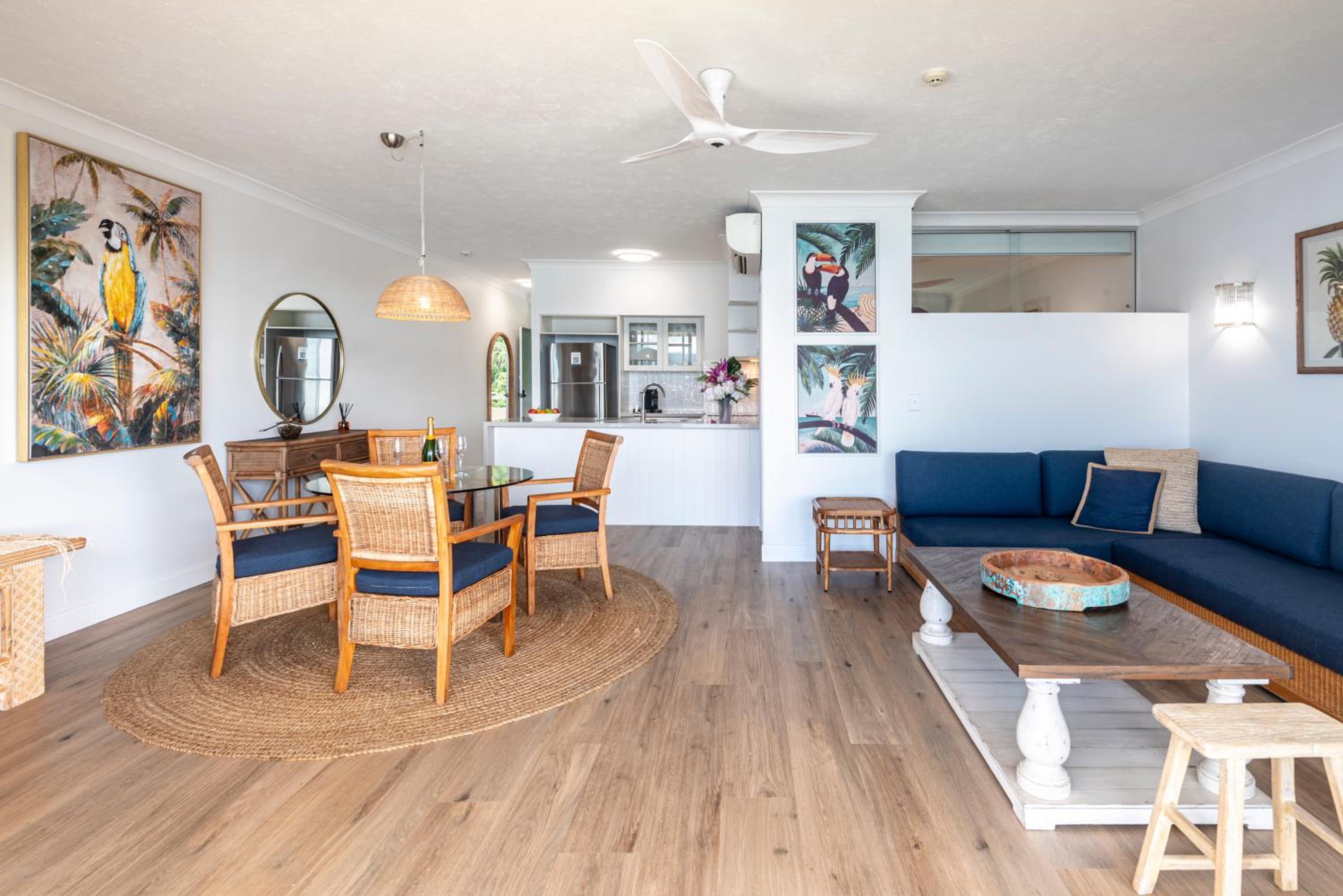 Sea View Whitsunday Apartment Level 13 W1303 (Non-Serviced), photo 6