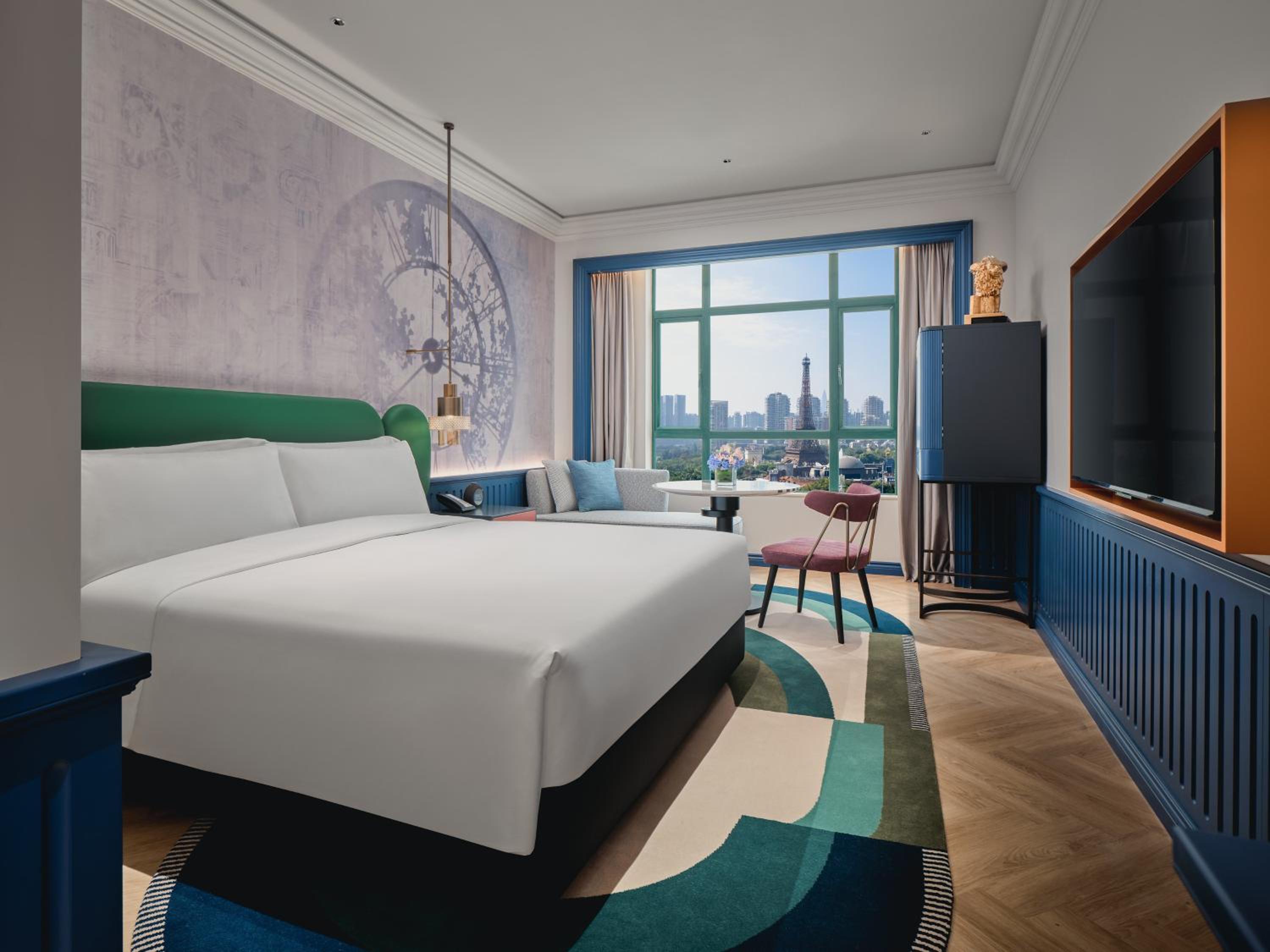 Standard King Room - Photo 4