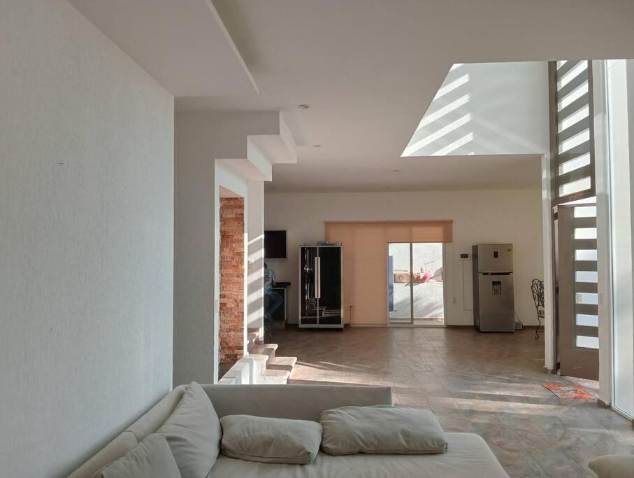 Villa photo 3