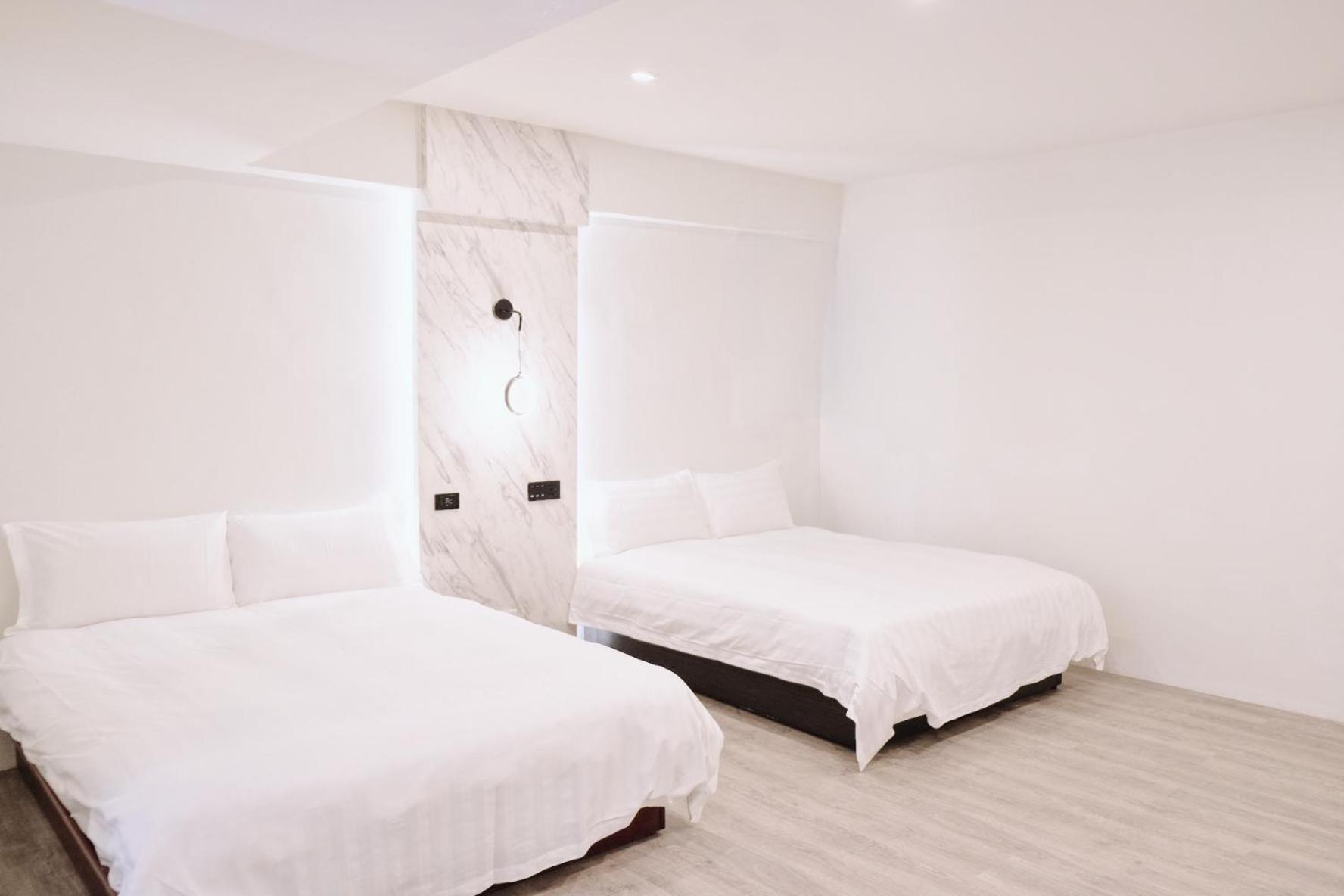 Superior Quadruple Room photo 3