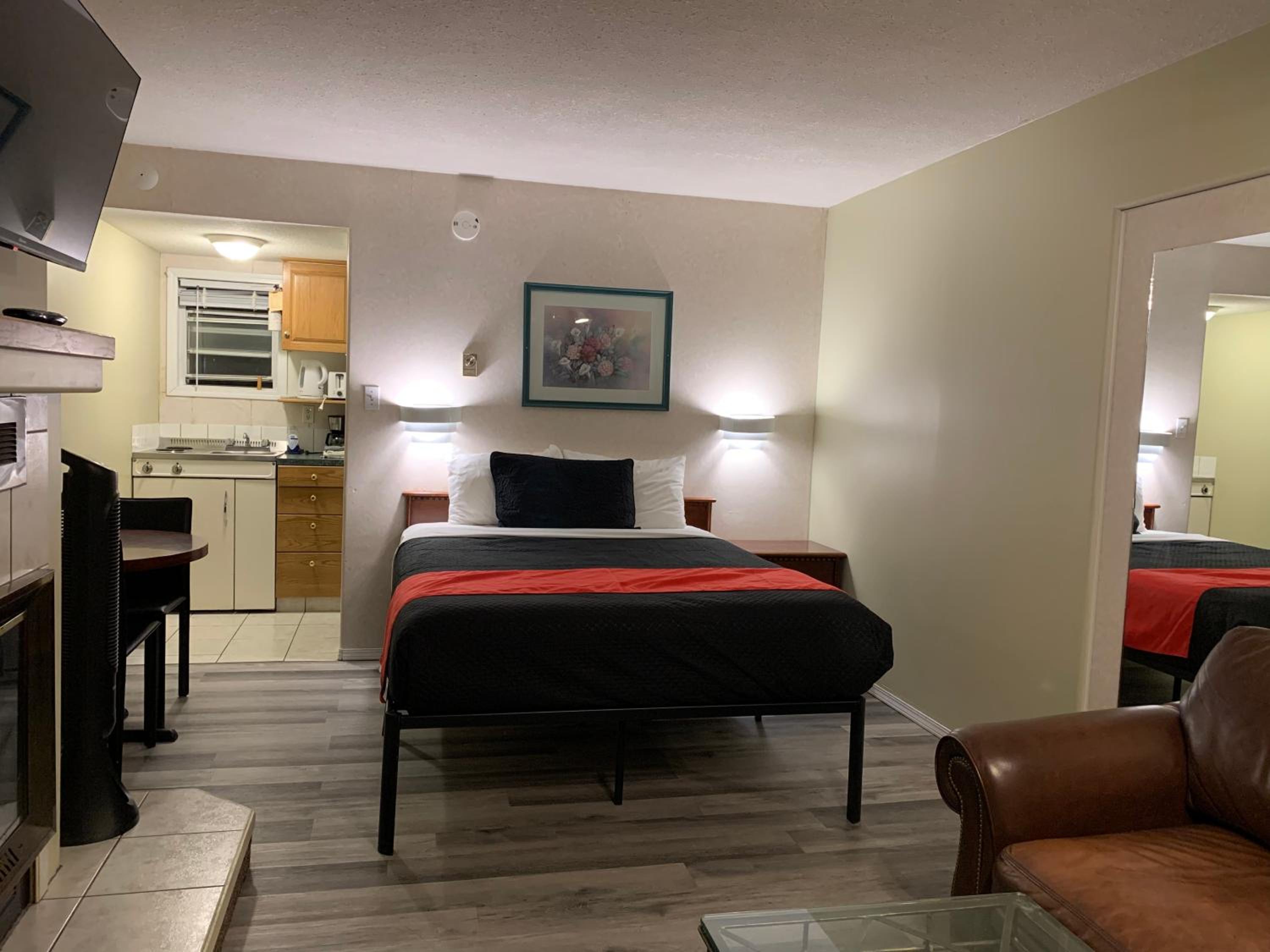 Standard Queen Room - Photo 1