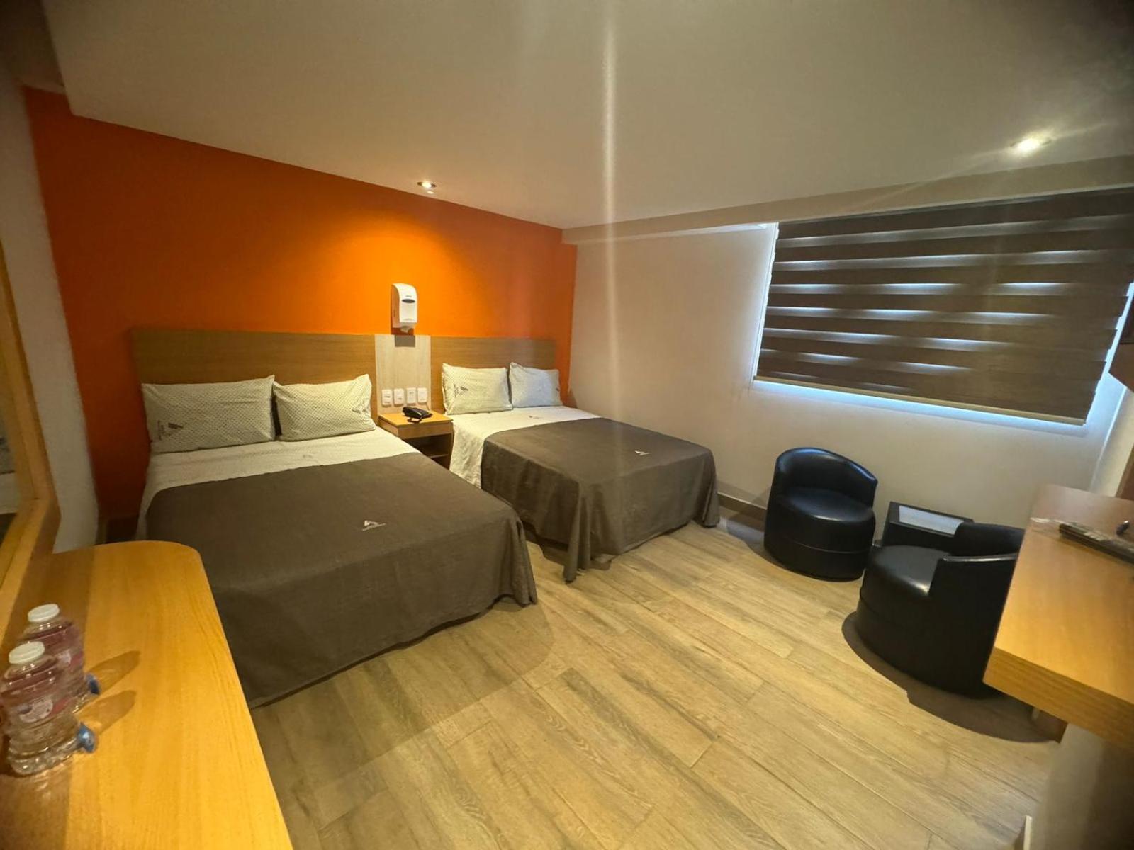 Twin Room with Private Bathroom