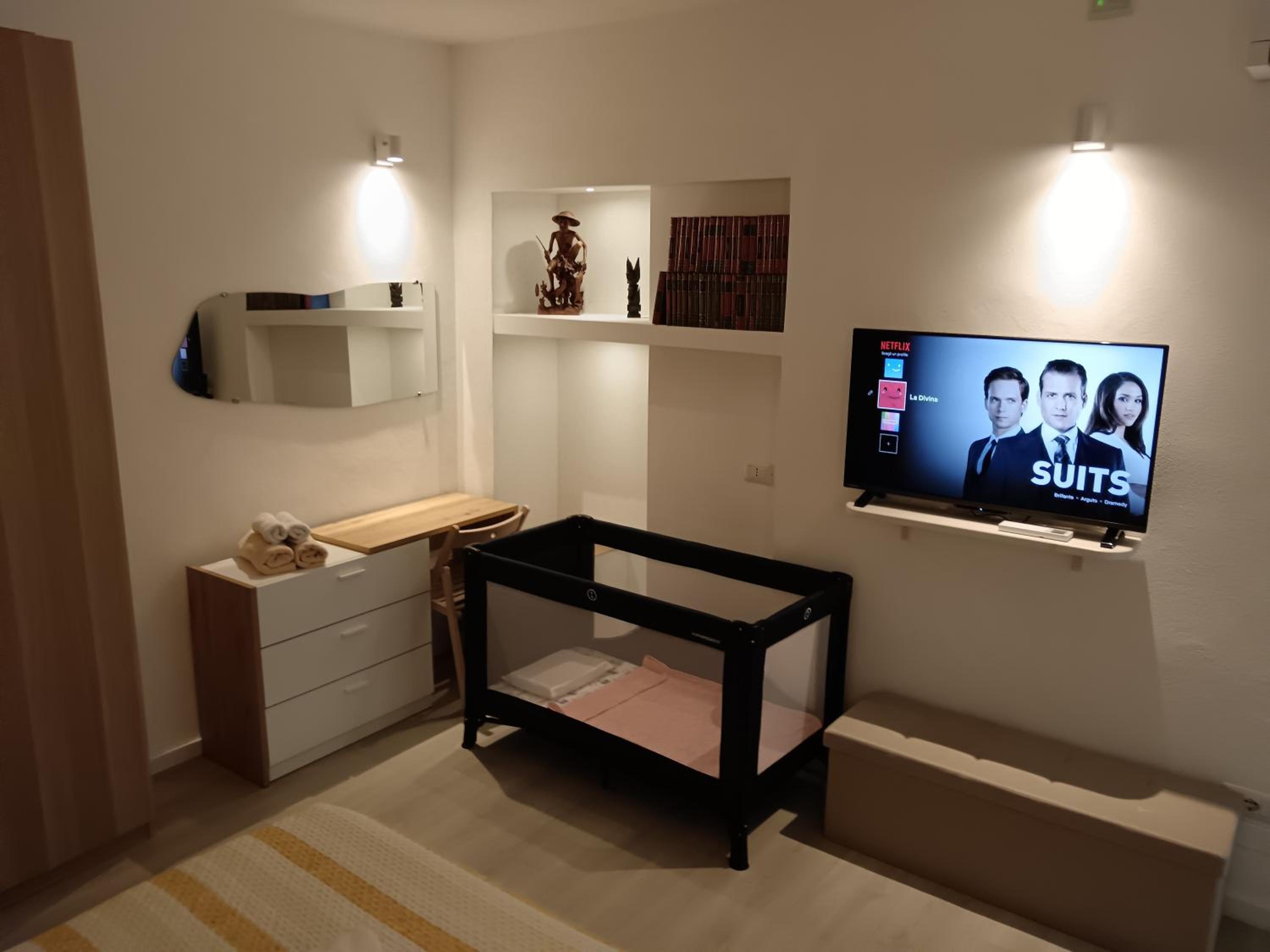 Apartment - Ground Floor photo 2