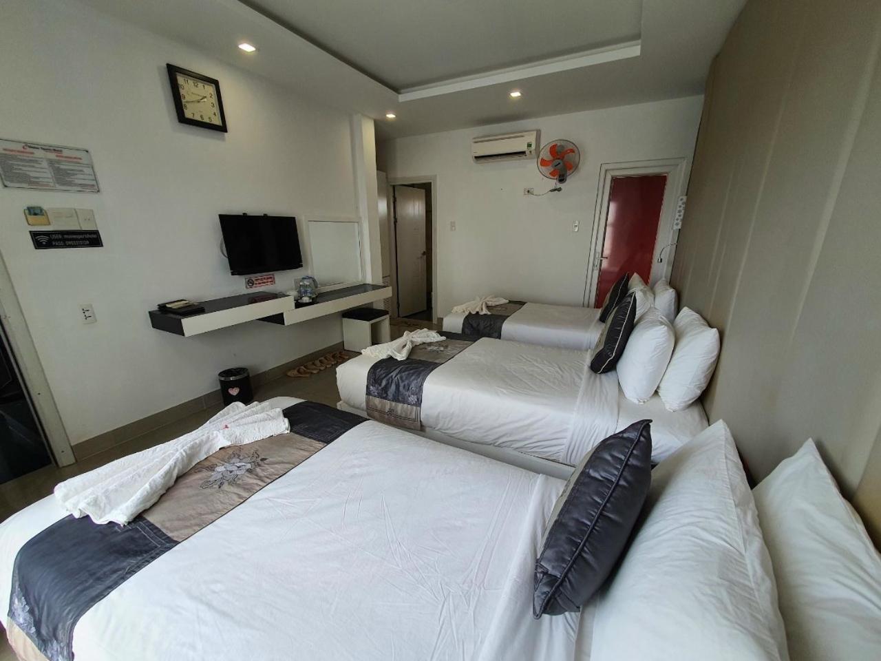 Deluxe Triple Room - Photo 3