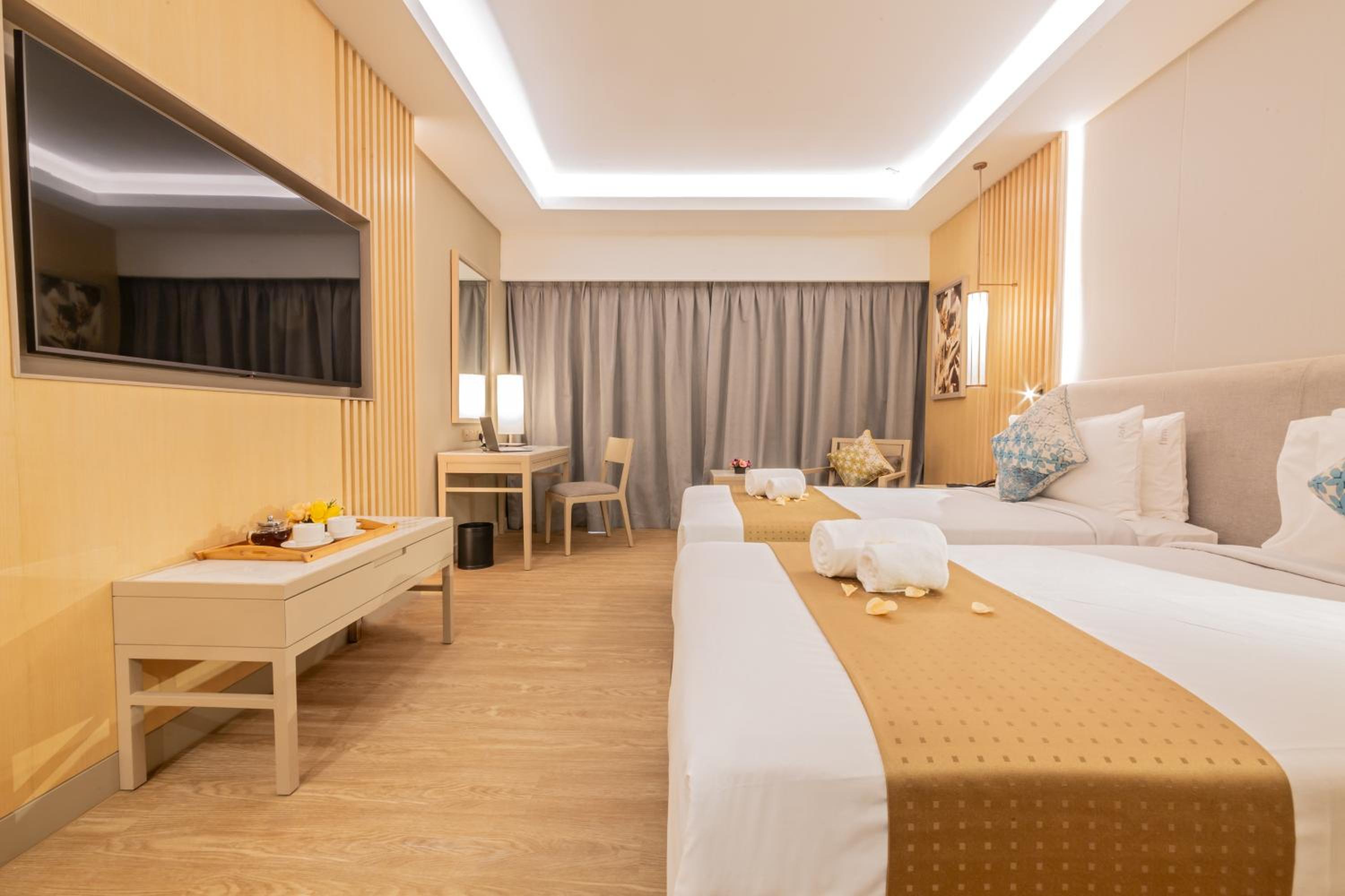 Executive Club Twin Room