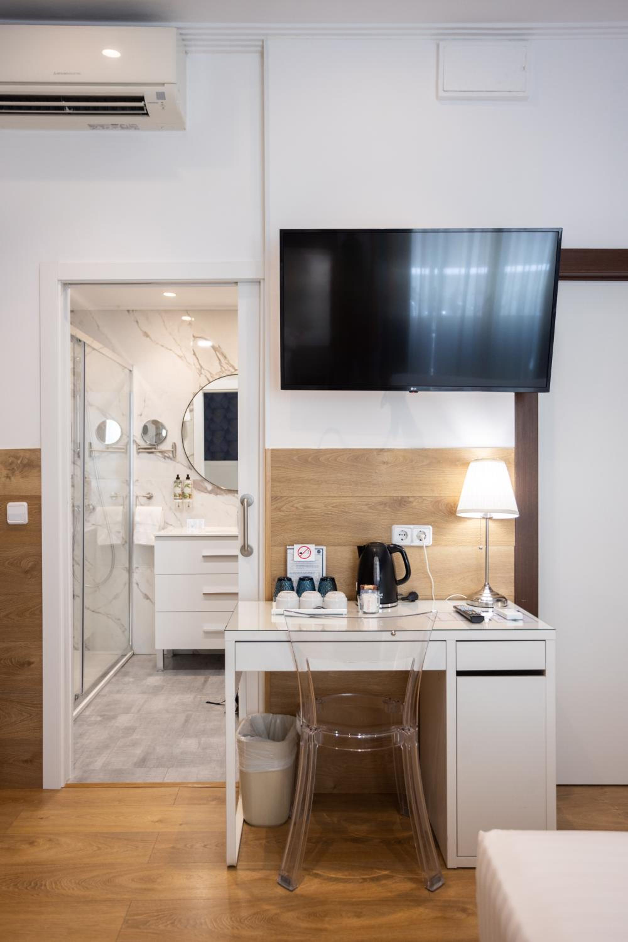 Standard Triple Room photo 2