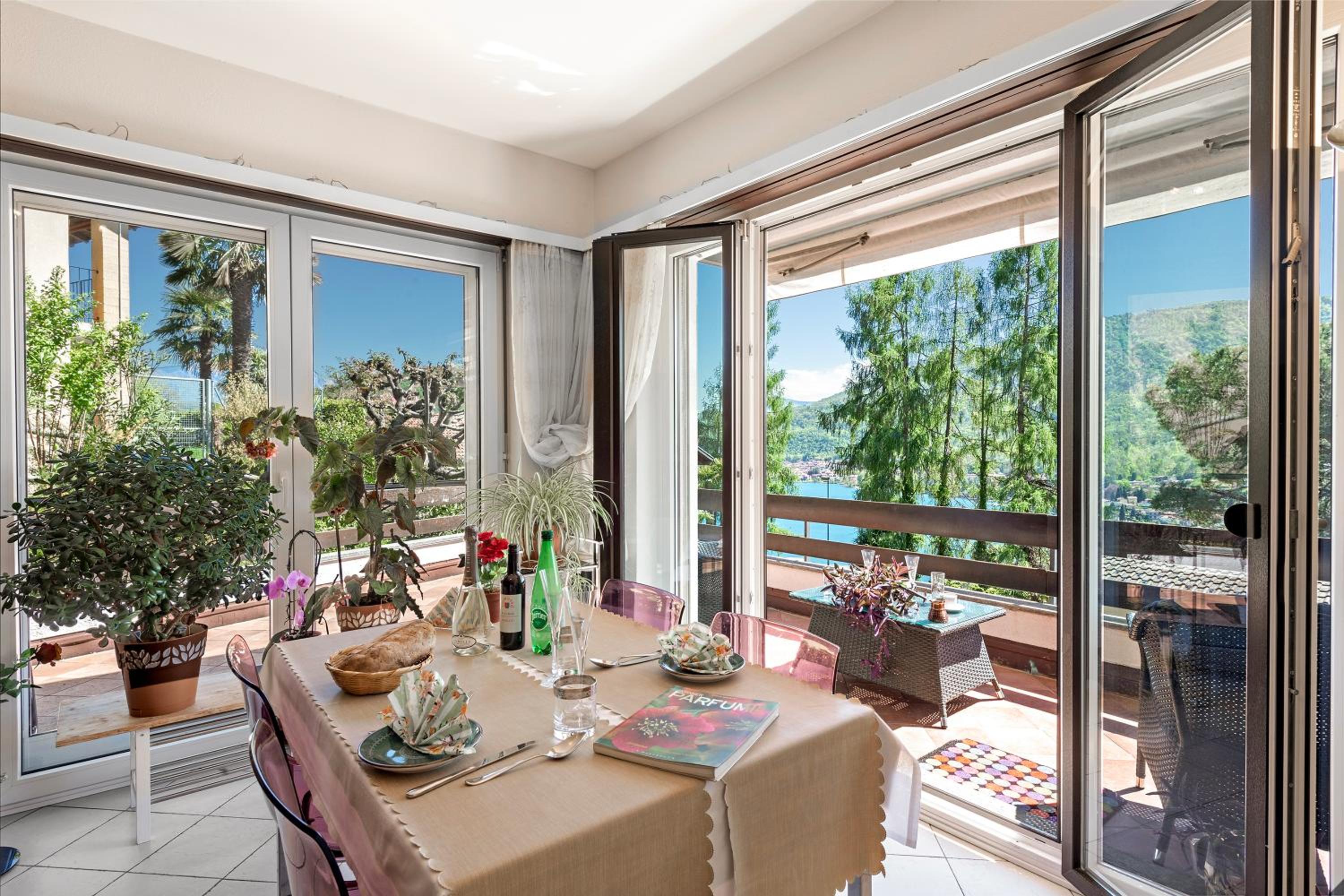 Apartment with Terrace photo 3
