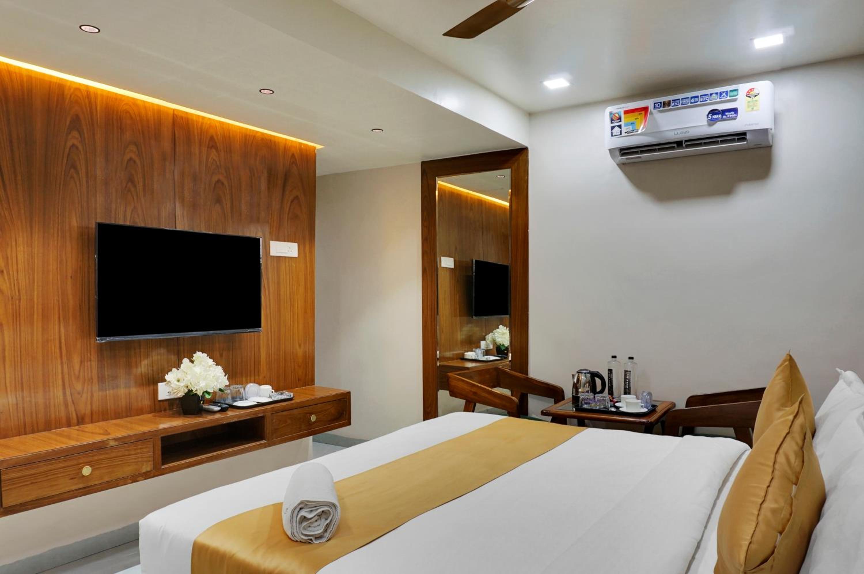 Deluxe Single Room