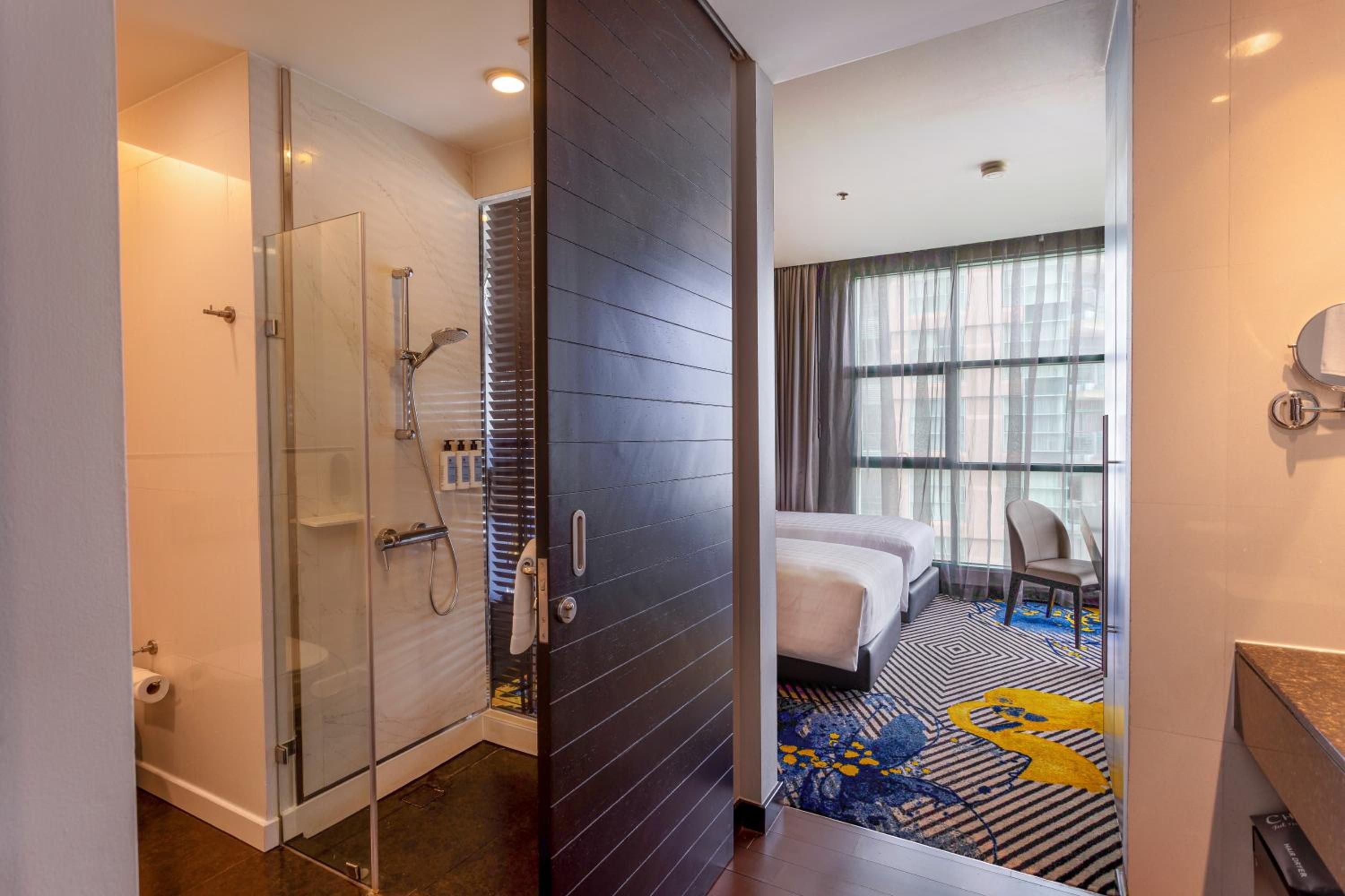 One-Bedroom Suite Twin with City View