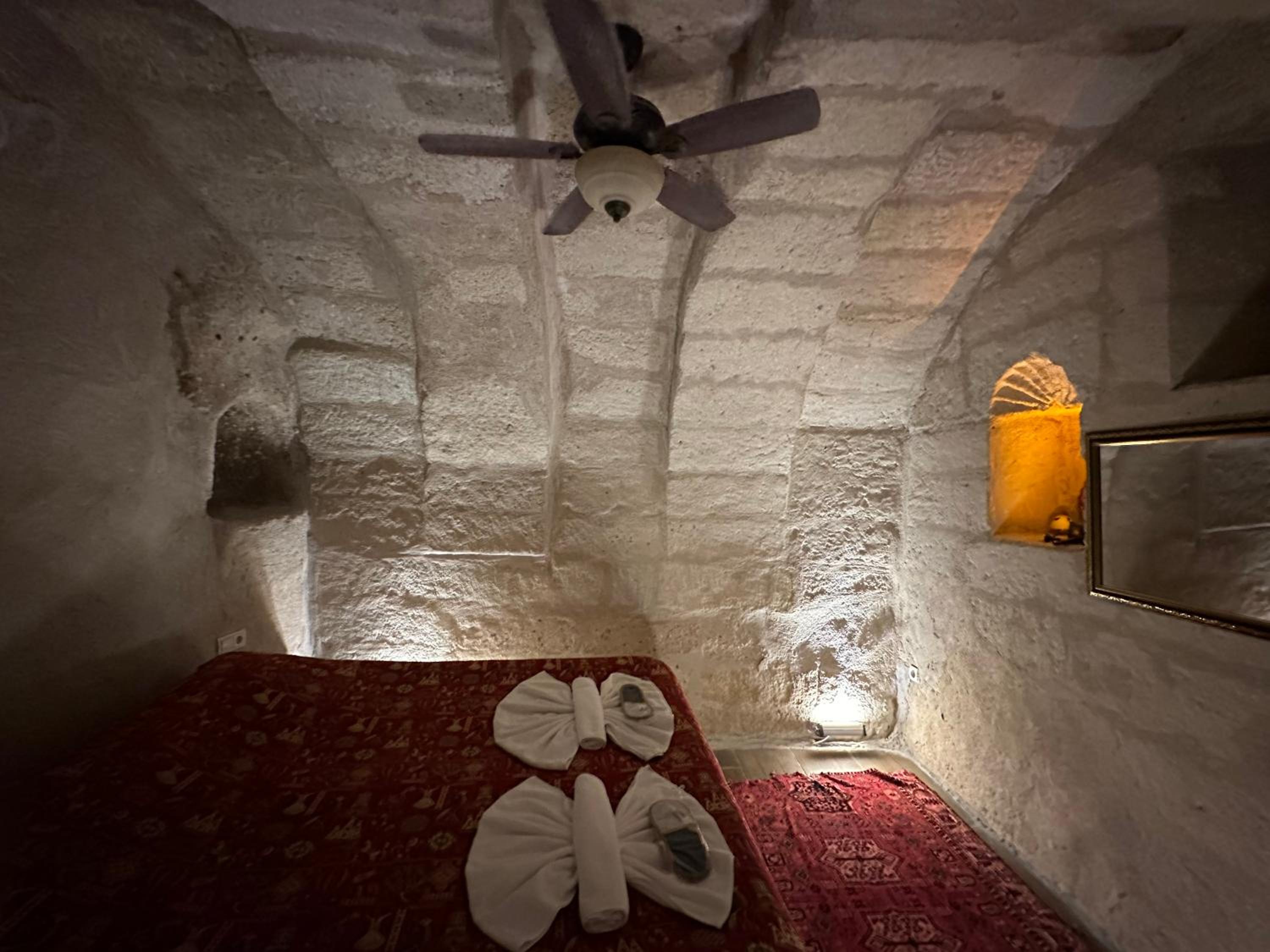 Deluxe Arch Room - Photo 5