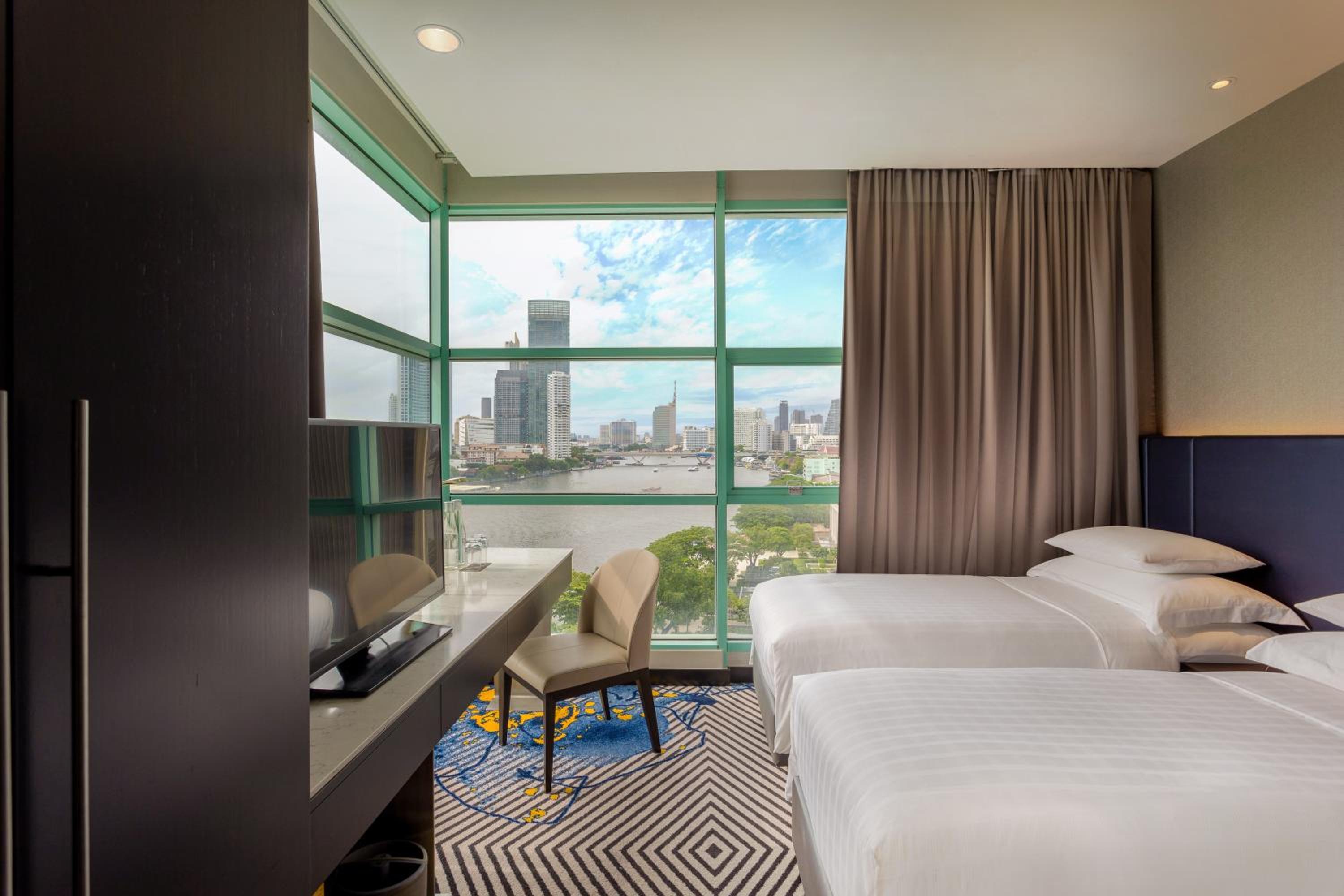 One-Bedroom Suite Twin with River View