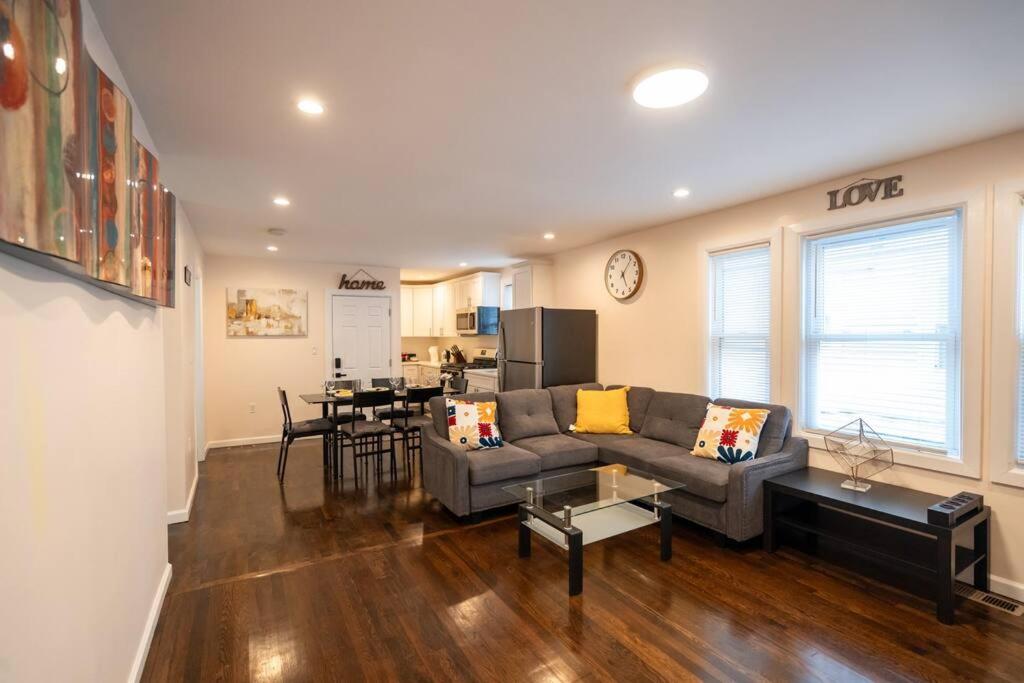 Apartment photo 1