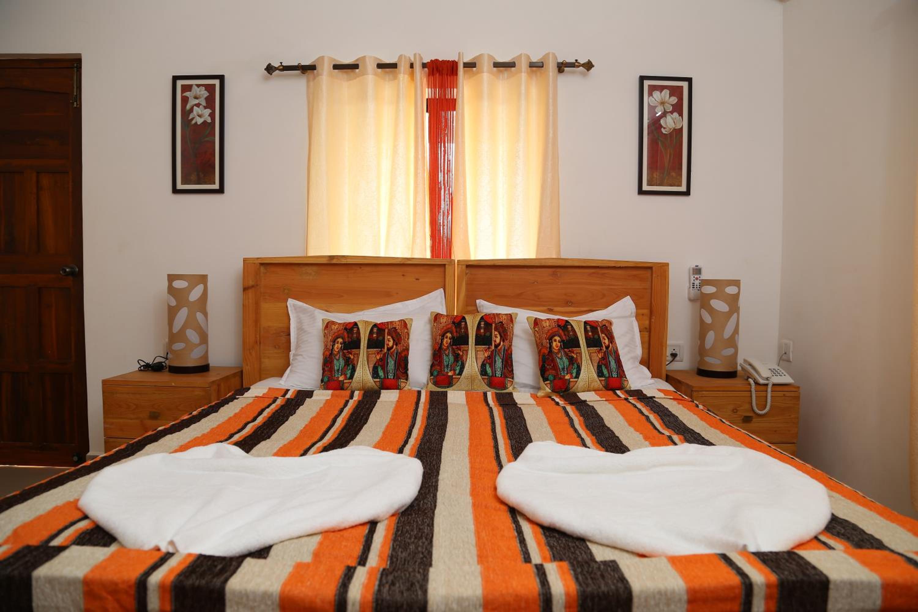 One-Bedroom Apartment with Balcony photo 1