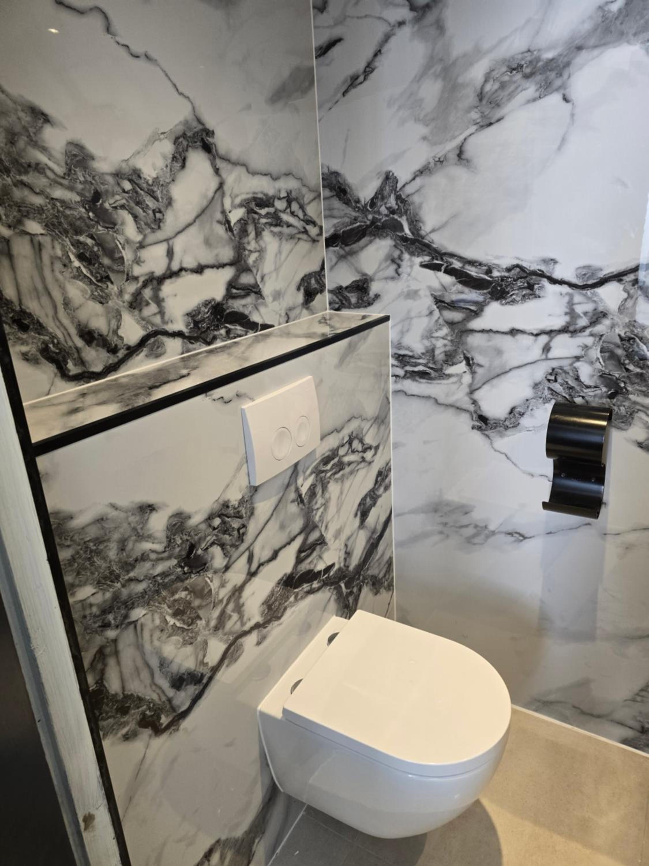 Triple Canal View with Private Bathroom