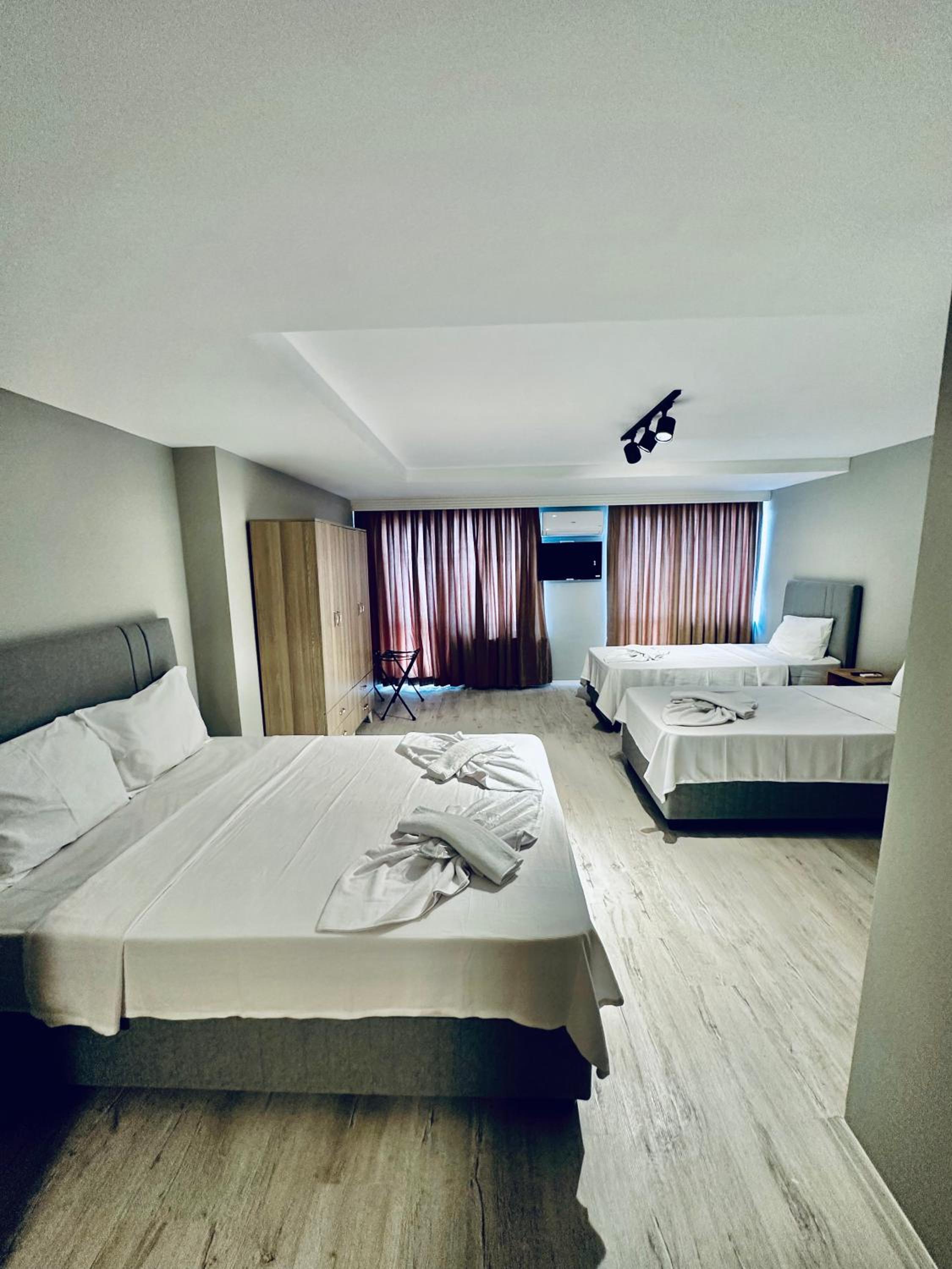 Family Room photo 1