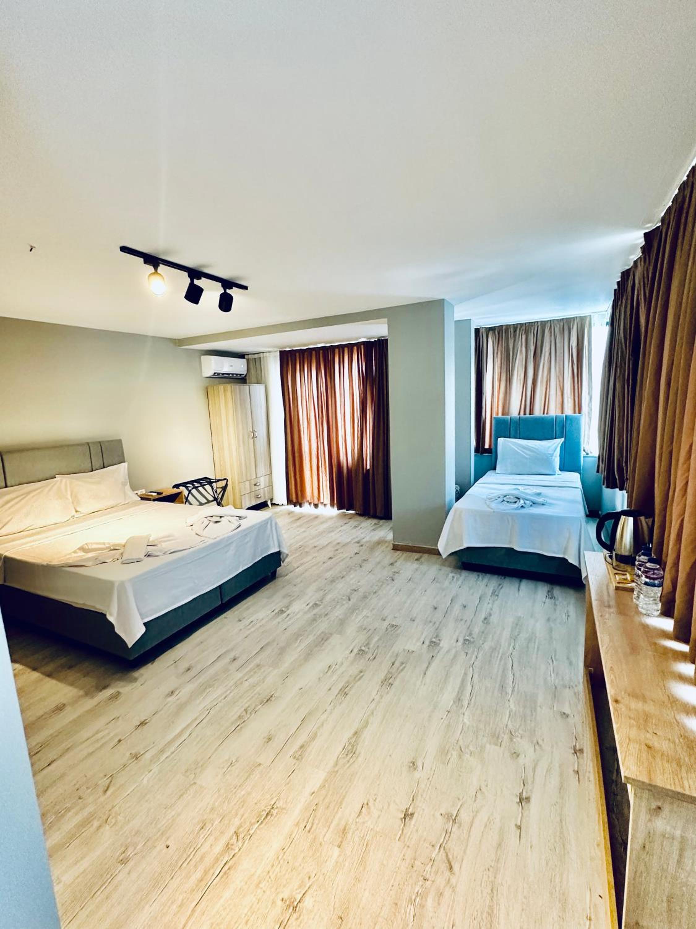 Triple Room with City View photo 1