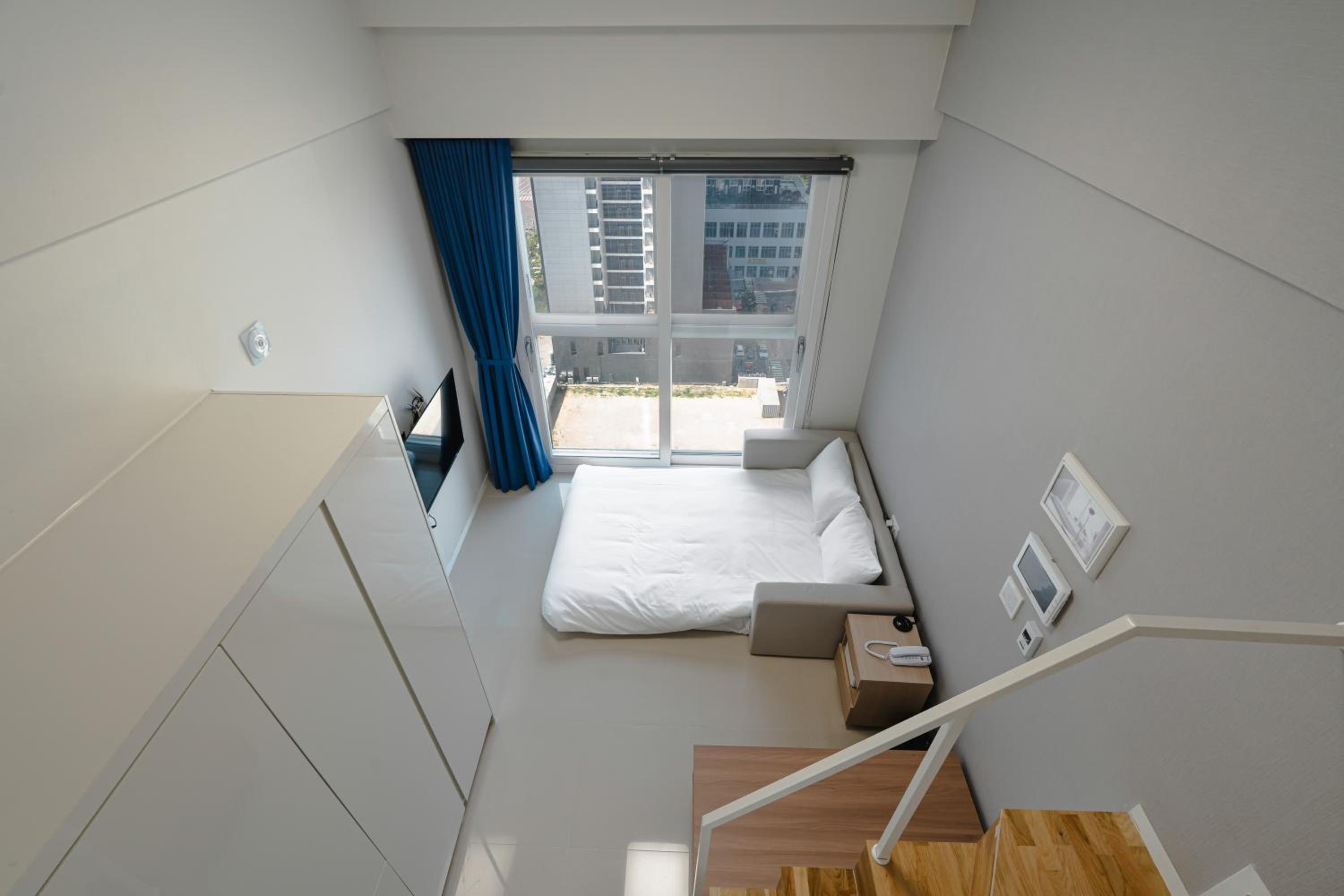 Superior Family Twin (Ocean View) - Photo 3