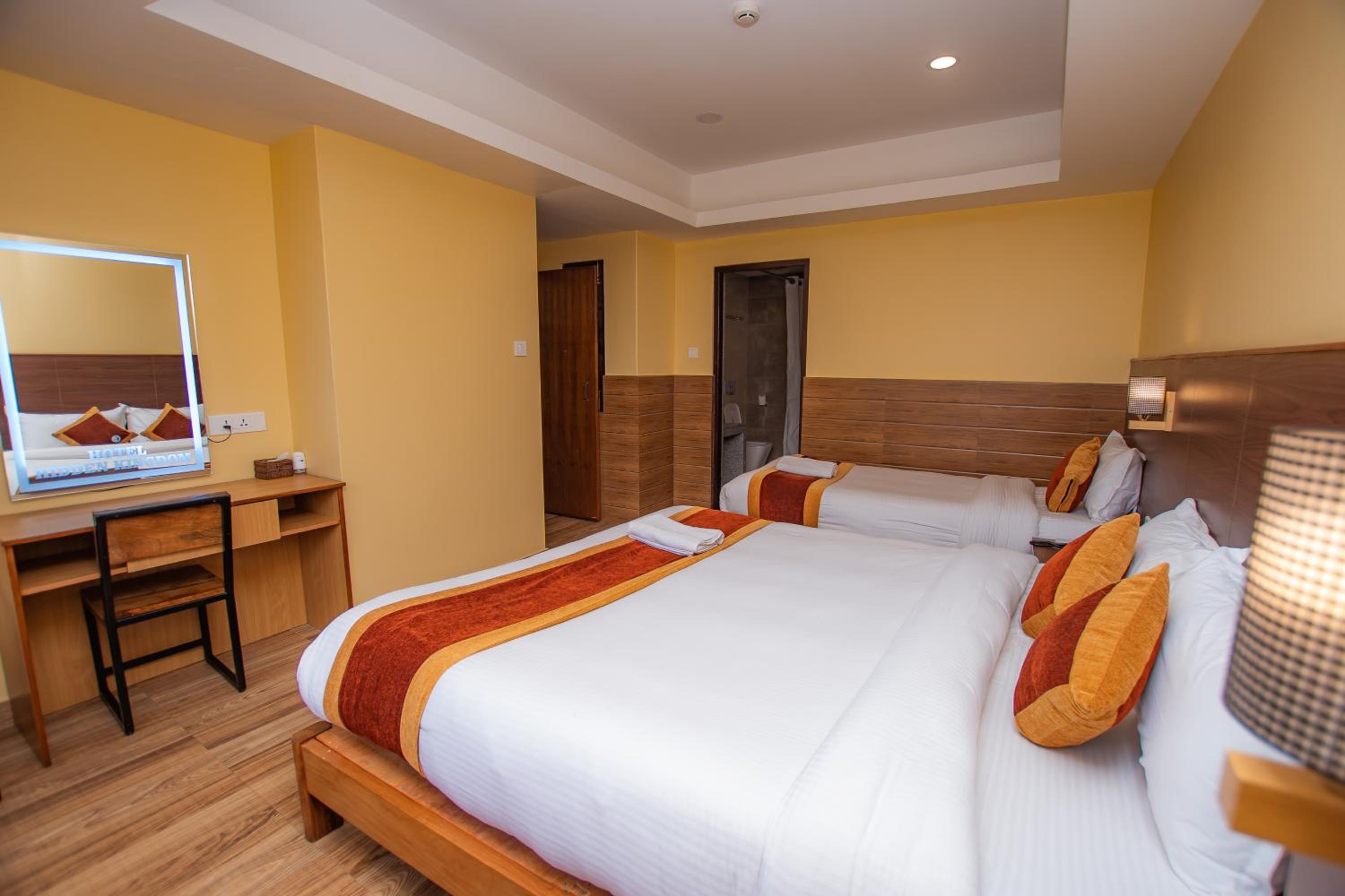 Deluxe Family Room