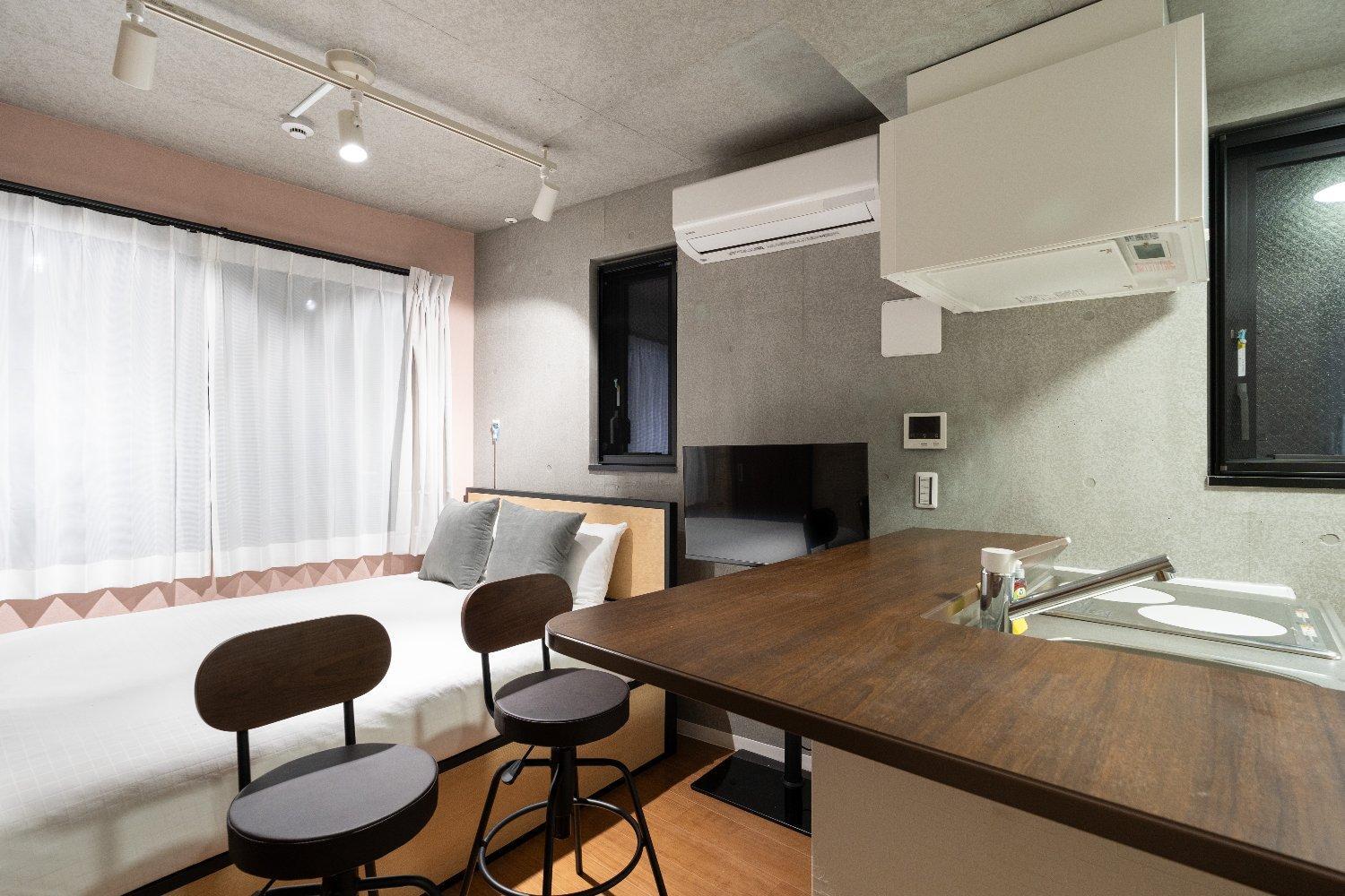 One-Bedroom Apartment photo 2