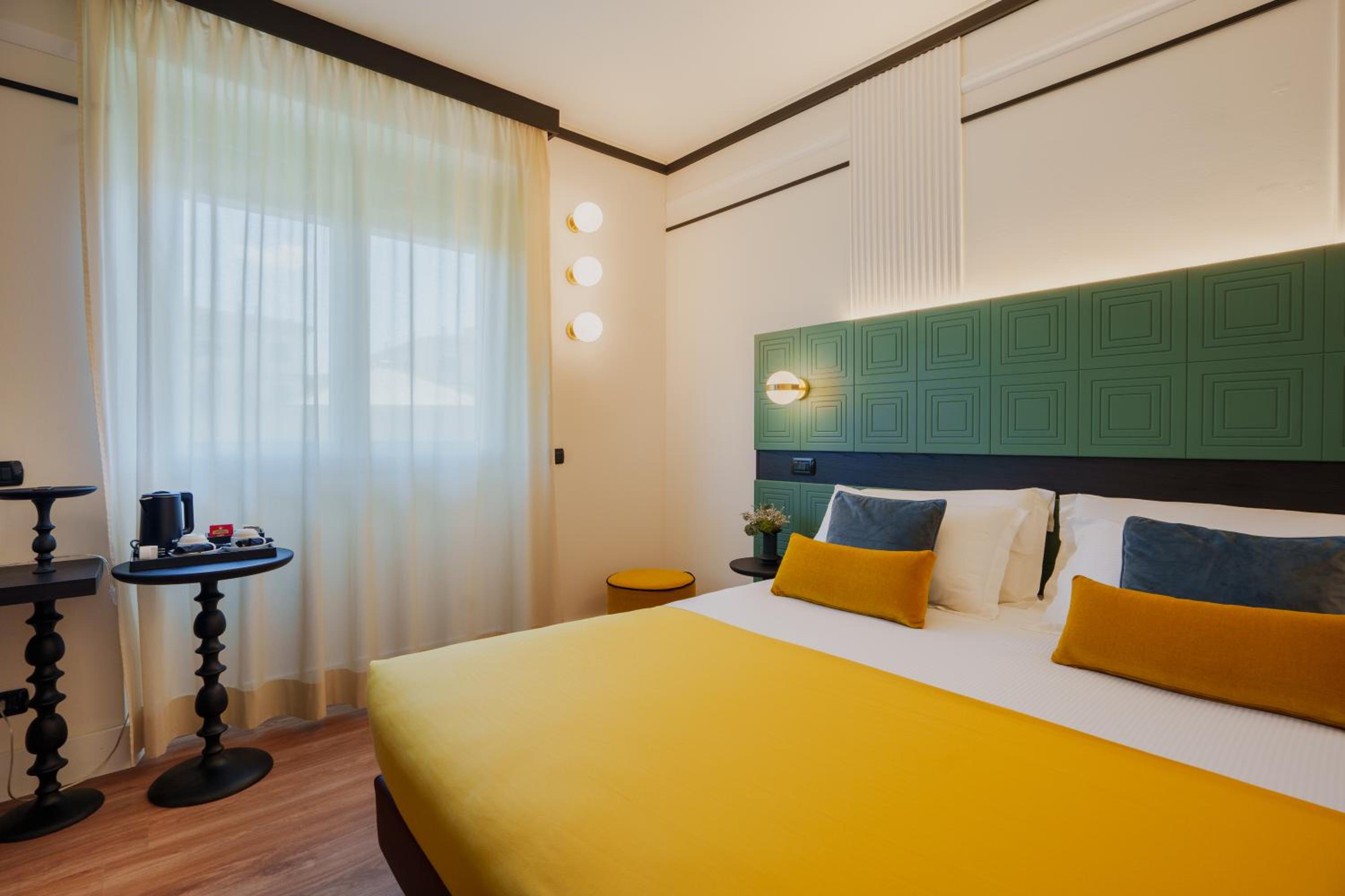 Deluxe Double Room photo 2