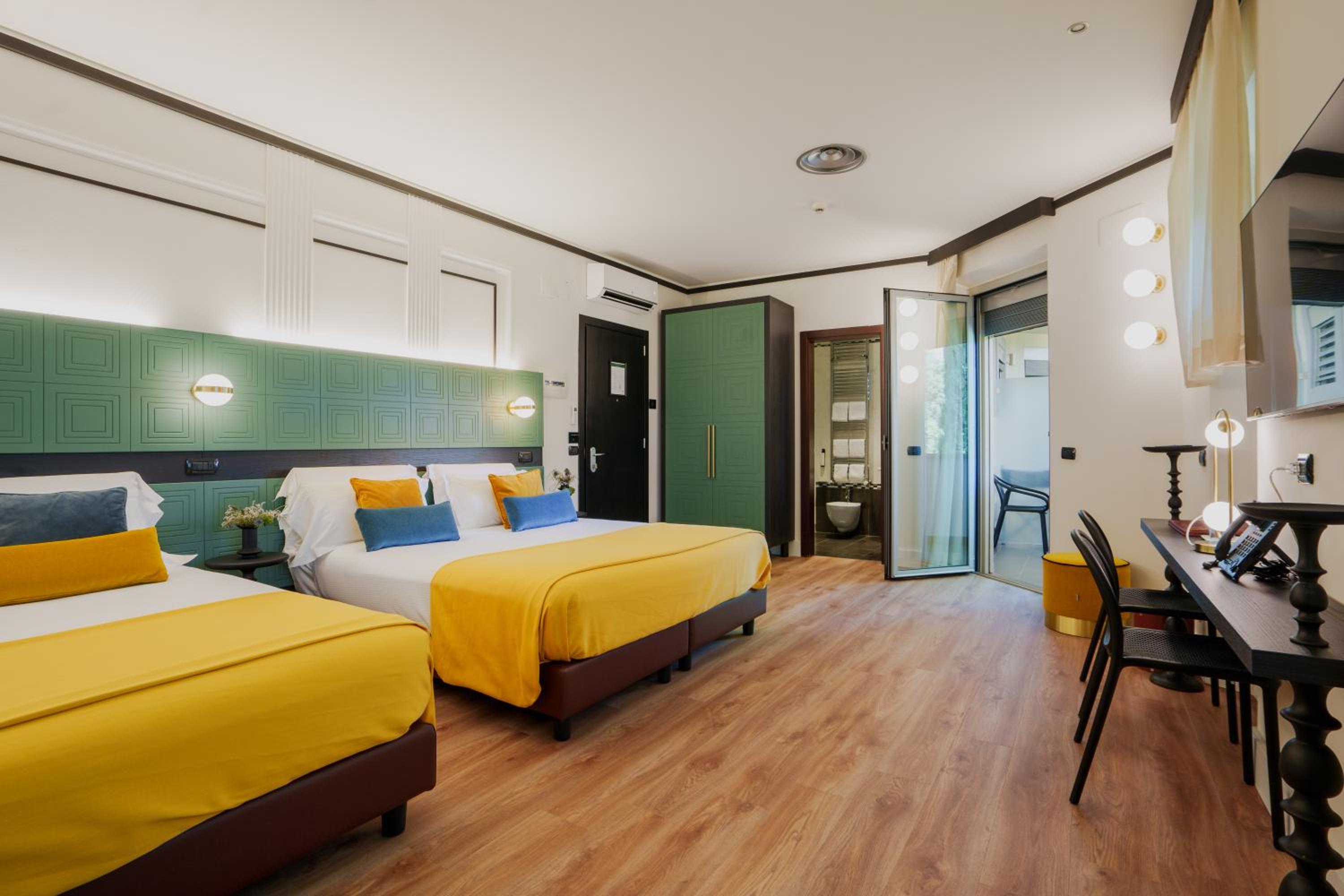 Deluxe Quadruple Room photo 1