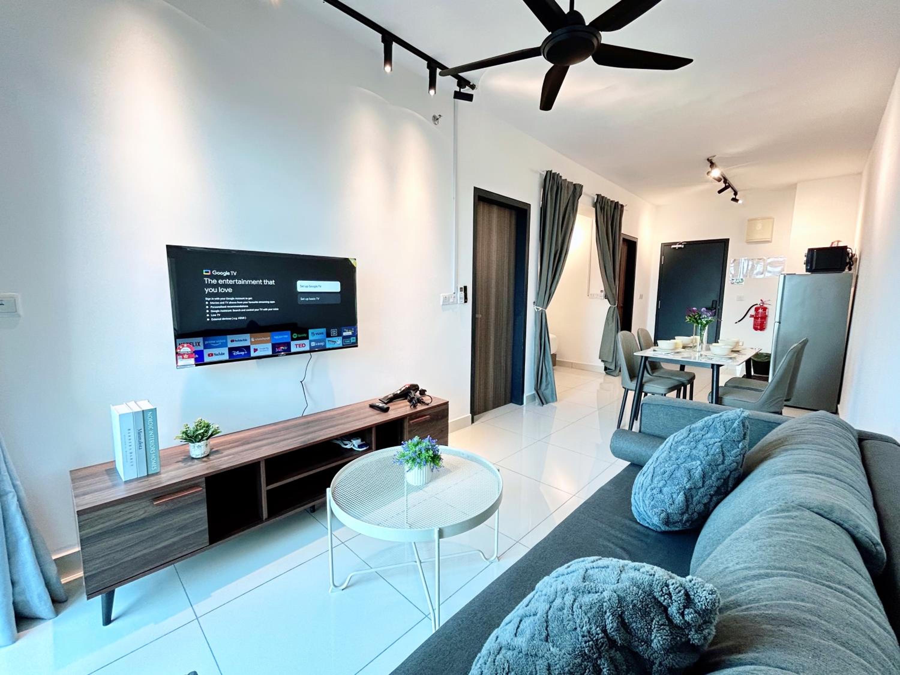One-Bedroom Family Apartment photo 1