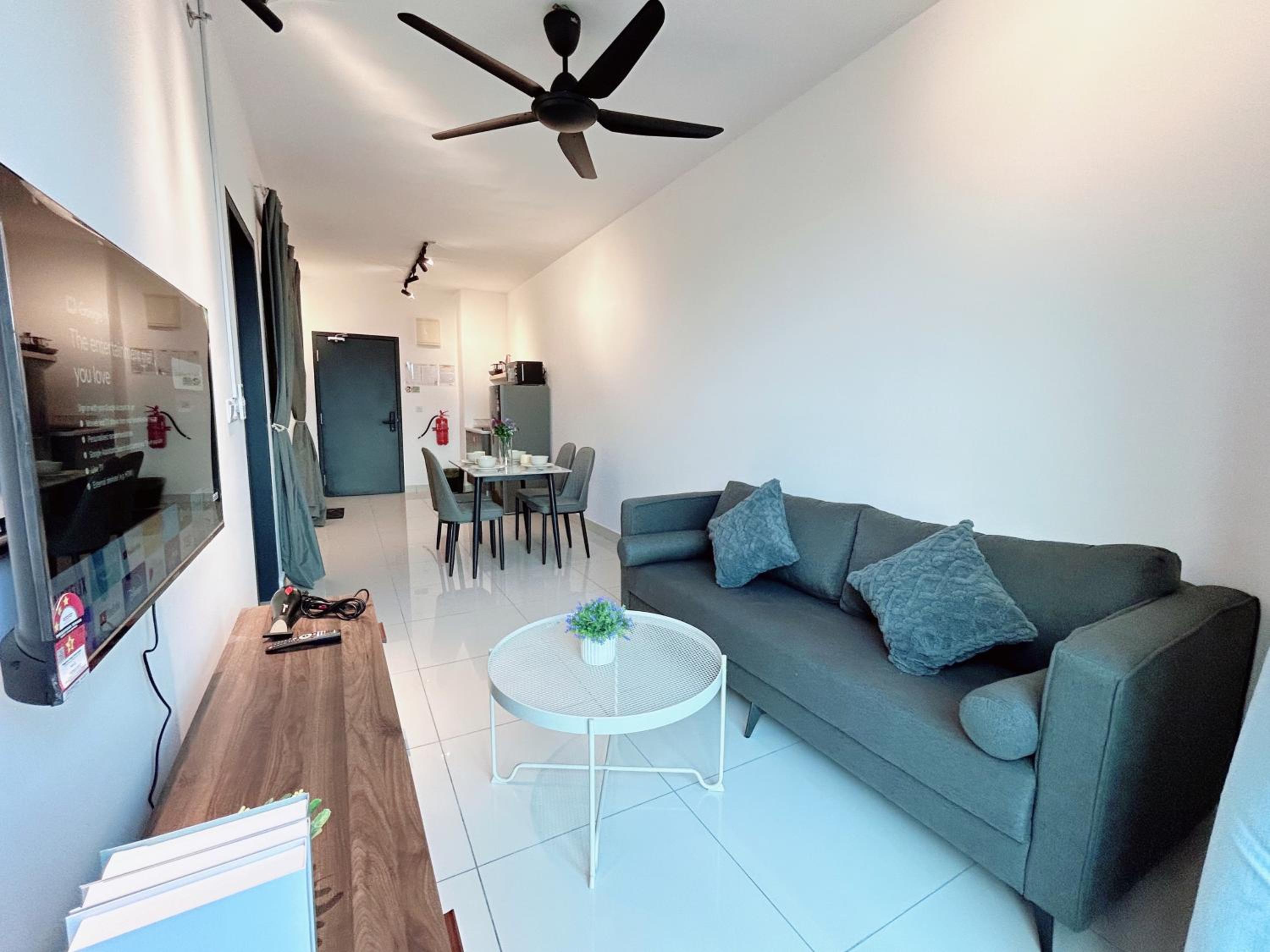 One-Bedroom Family Apartment photo 3