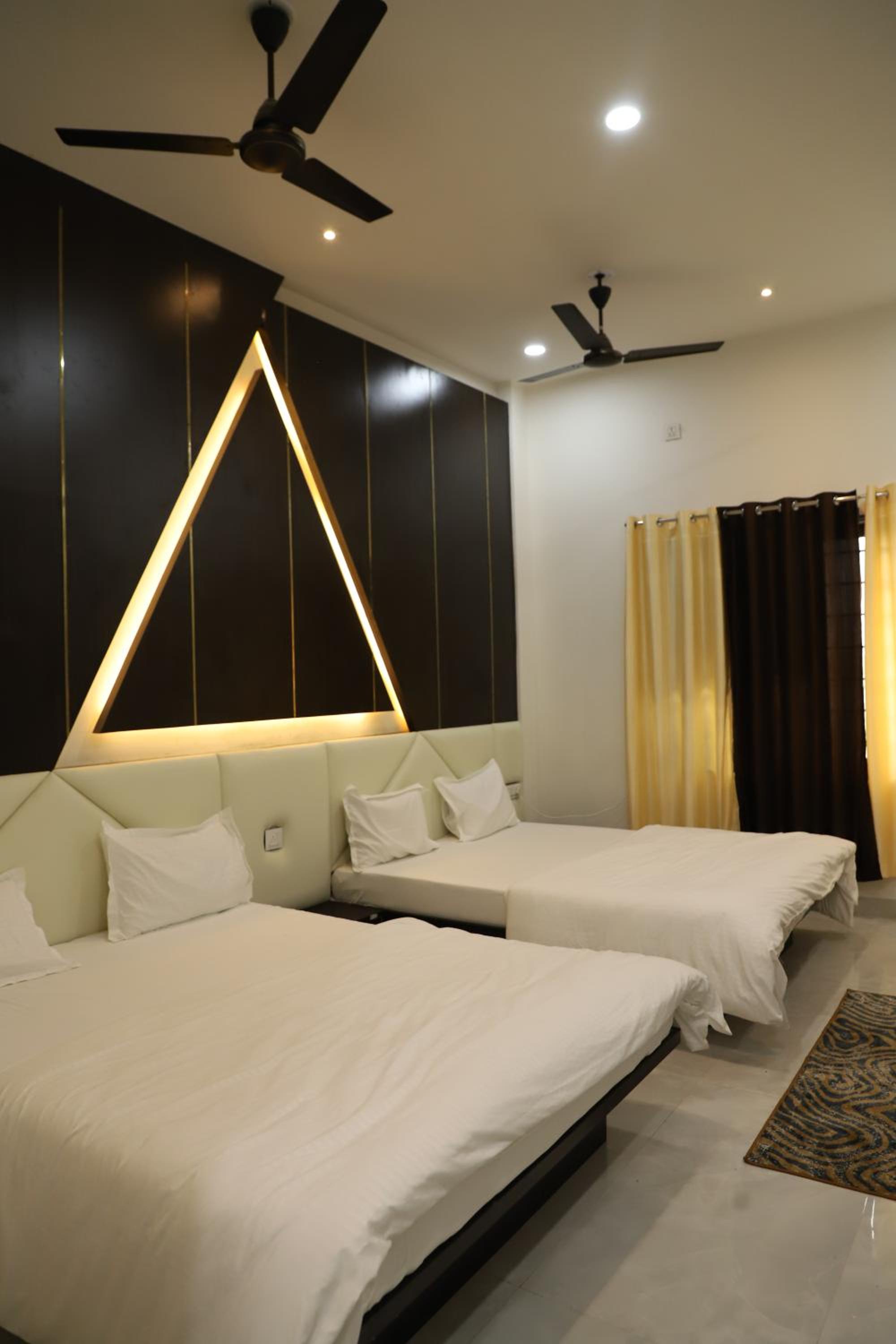 Standard Quadruple Room photo 3