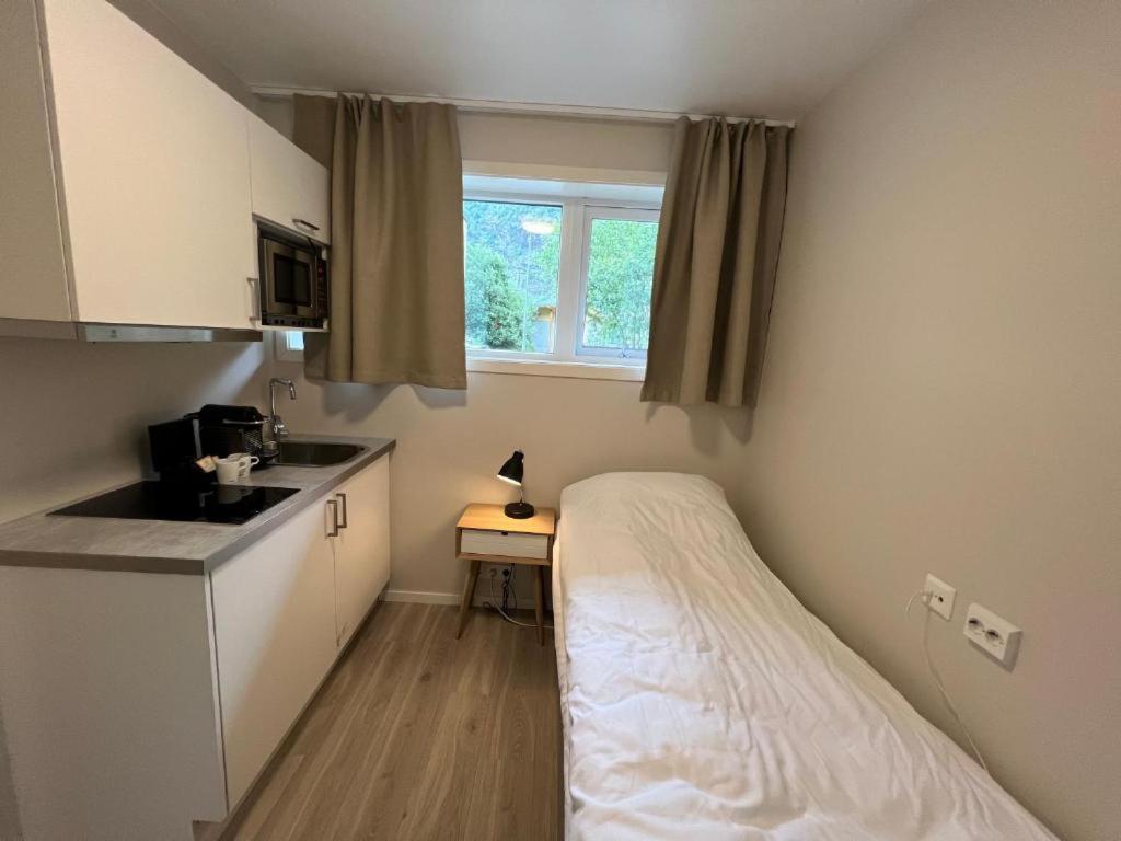 Single Room With Private Bathroom