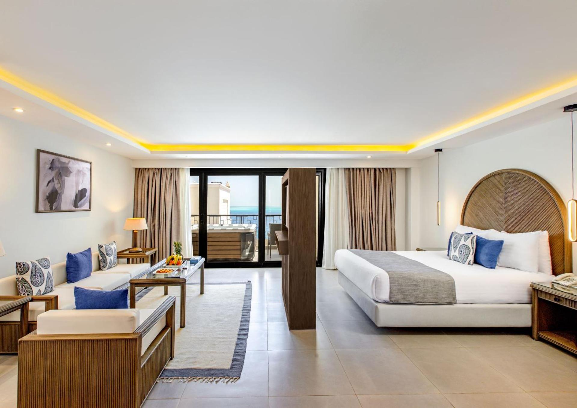 Premium Jacuzzi Suite - Photo 4