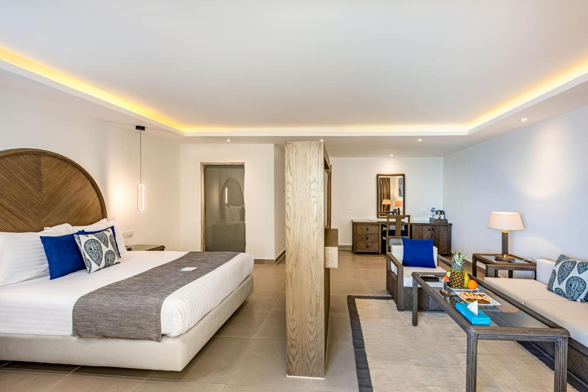Premium Jacuzzi Suite - Photo 5