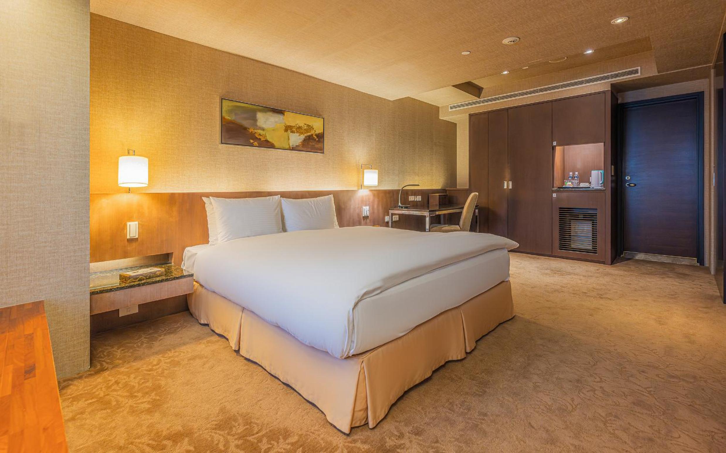 Duplex Quadruple Room