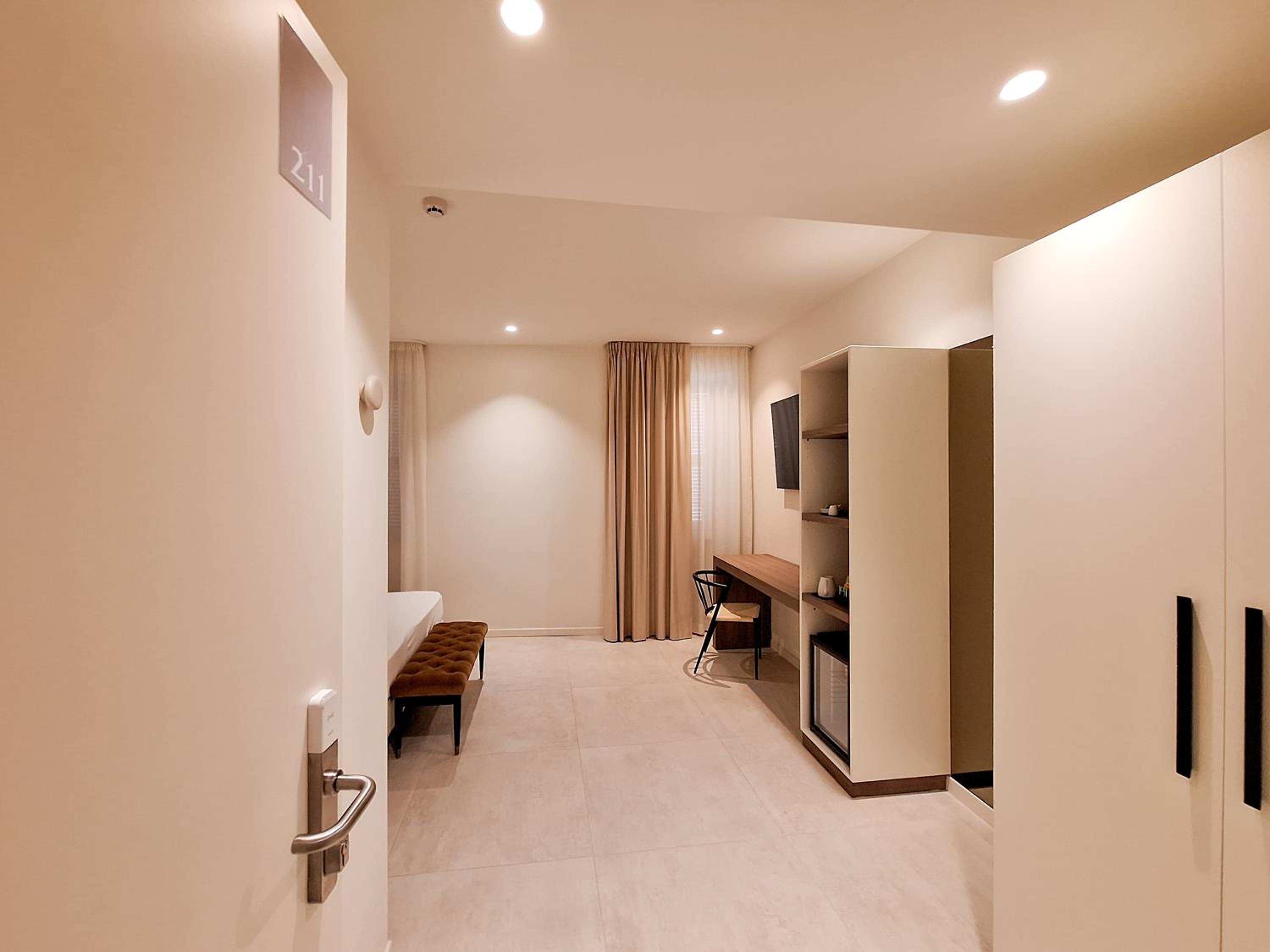 Superior Double Room - Photo 14