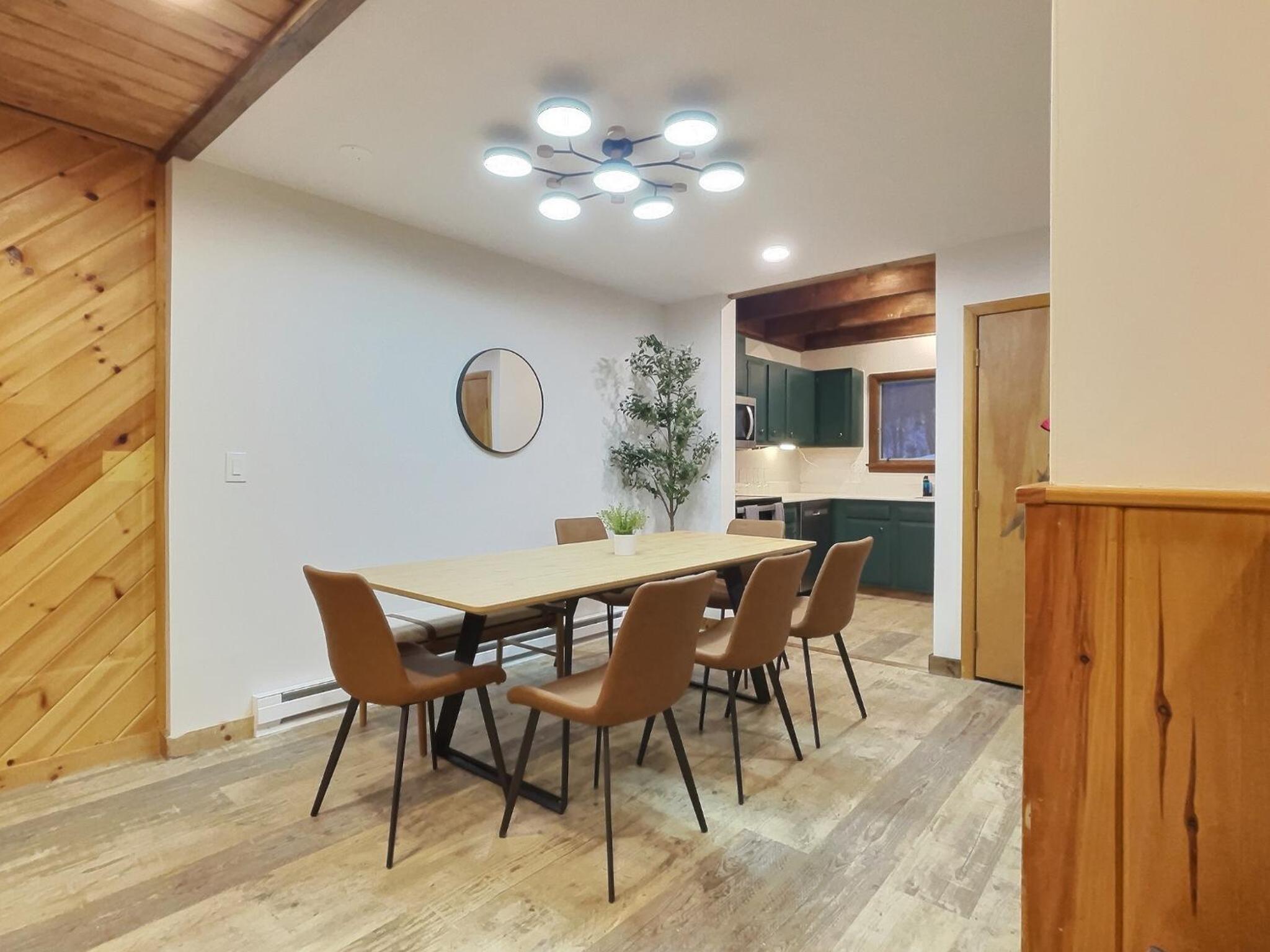 Apartment photo 2