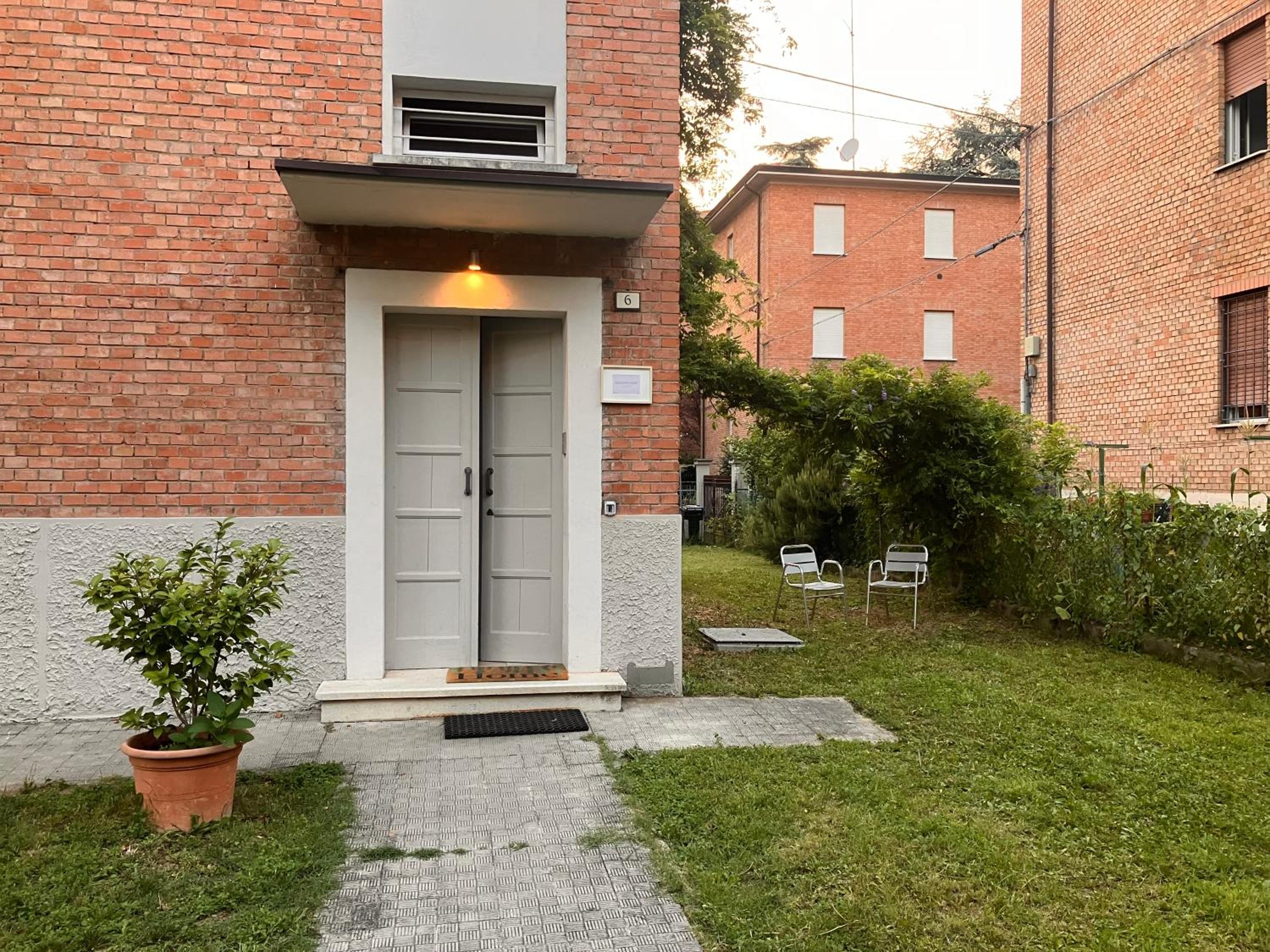 One-Bedroom Apartment - Photo 35